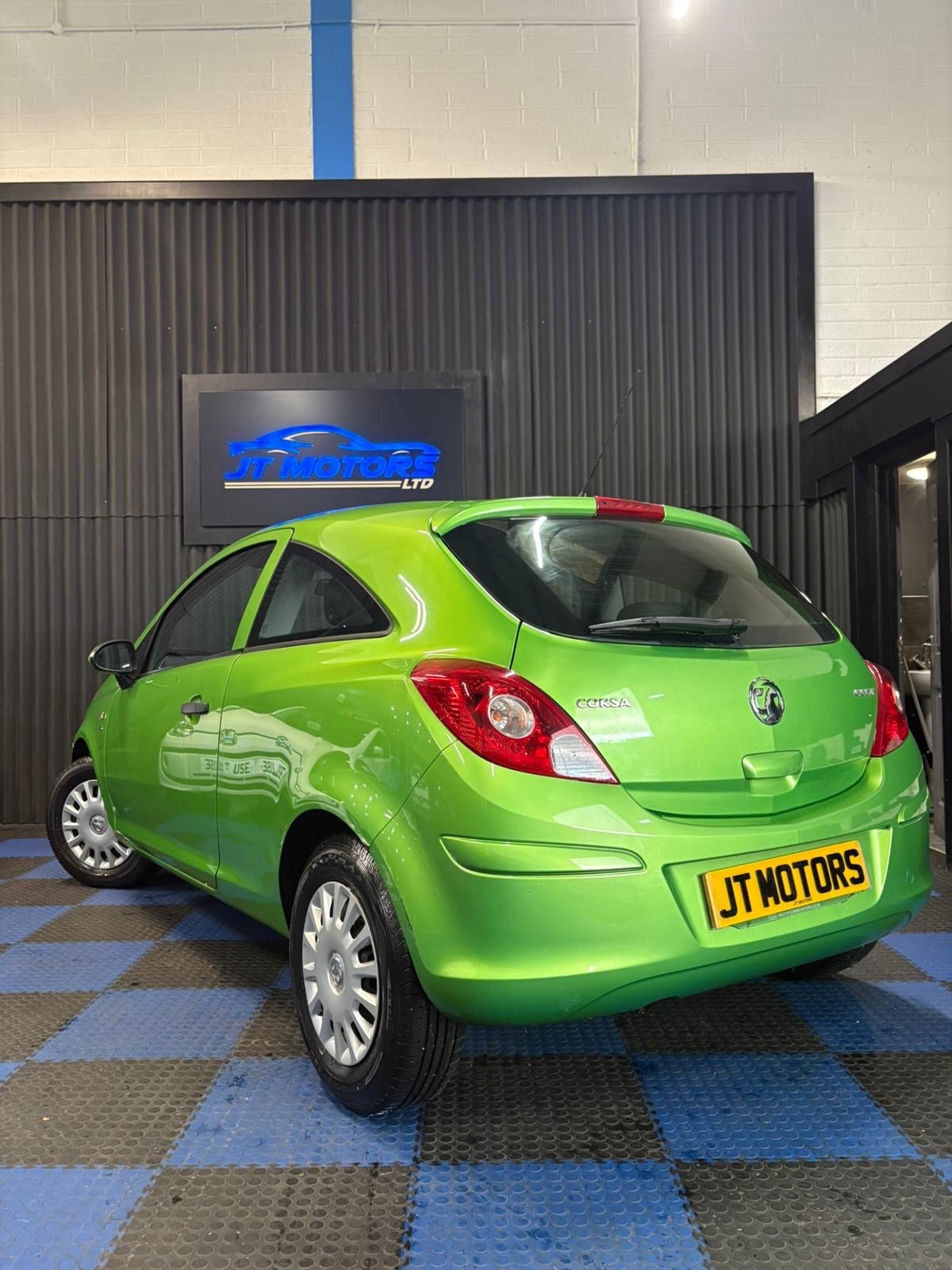 Used Vauxhall Corsa 2013 for sale - 76740801: Photo 6