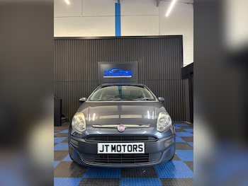 Used Fiat Punto Evo 2010 for sale - 76505537: Photo