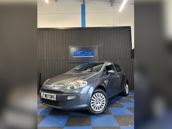 Used Fiat Punto Evo 2010 for sale - 76505537: Photo