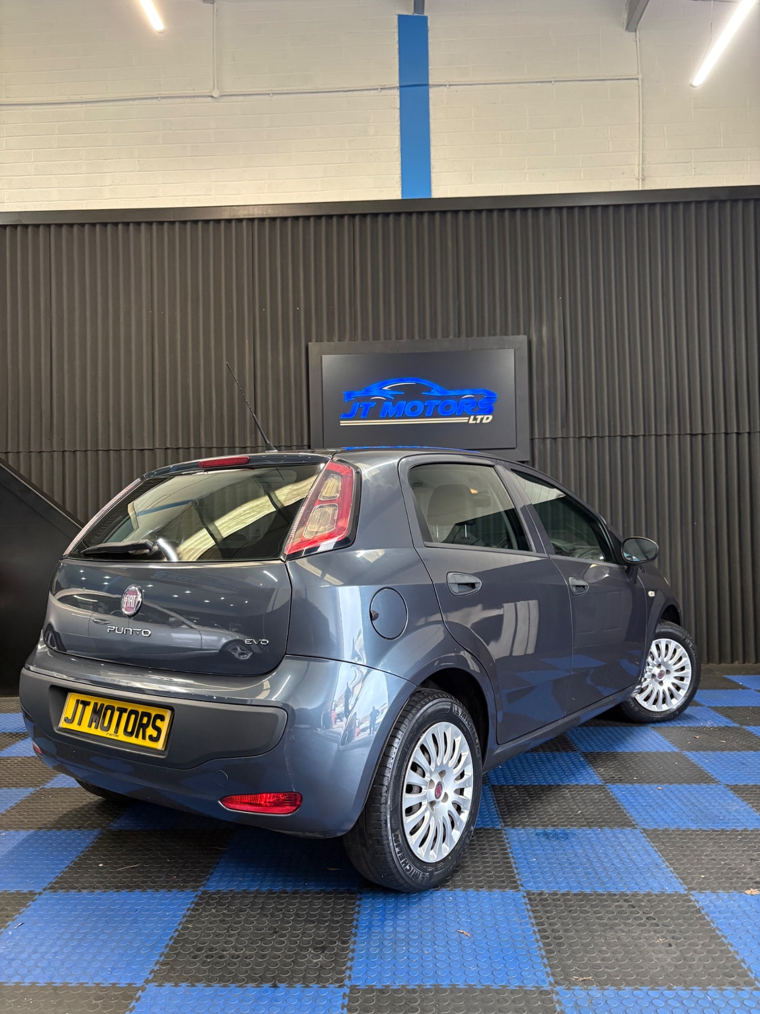 Used Fiat Punto Evo 2010 for sale - 76505537: Photo 8