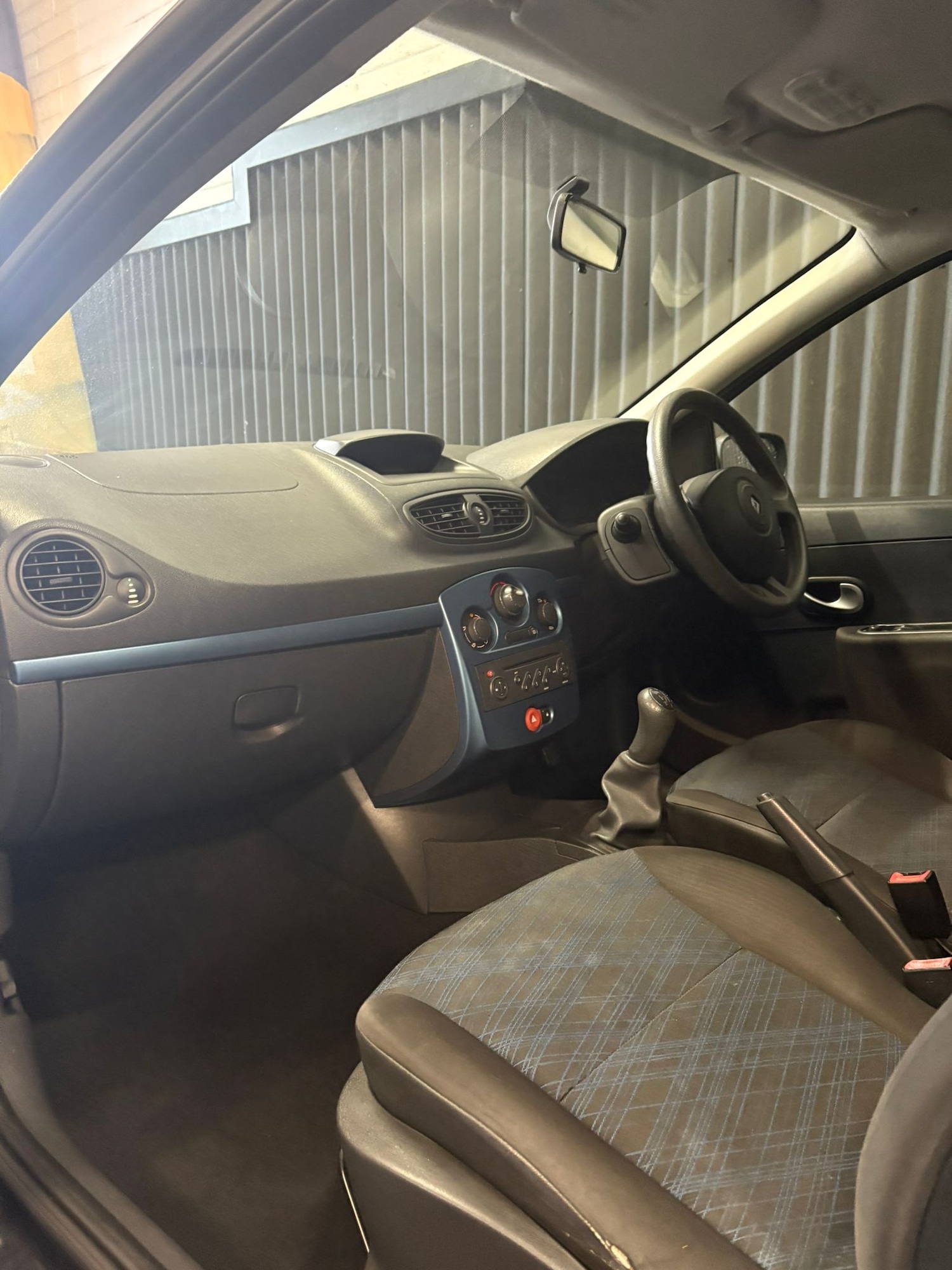 Used Renault Clio 2008 for sale - 77170627: Photo 14