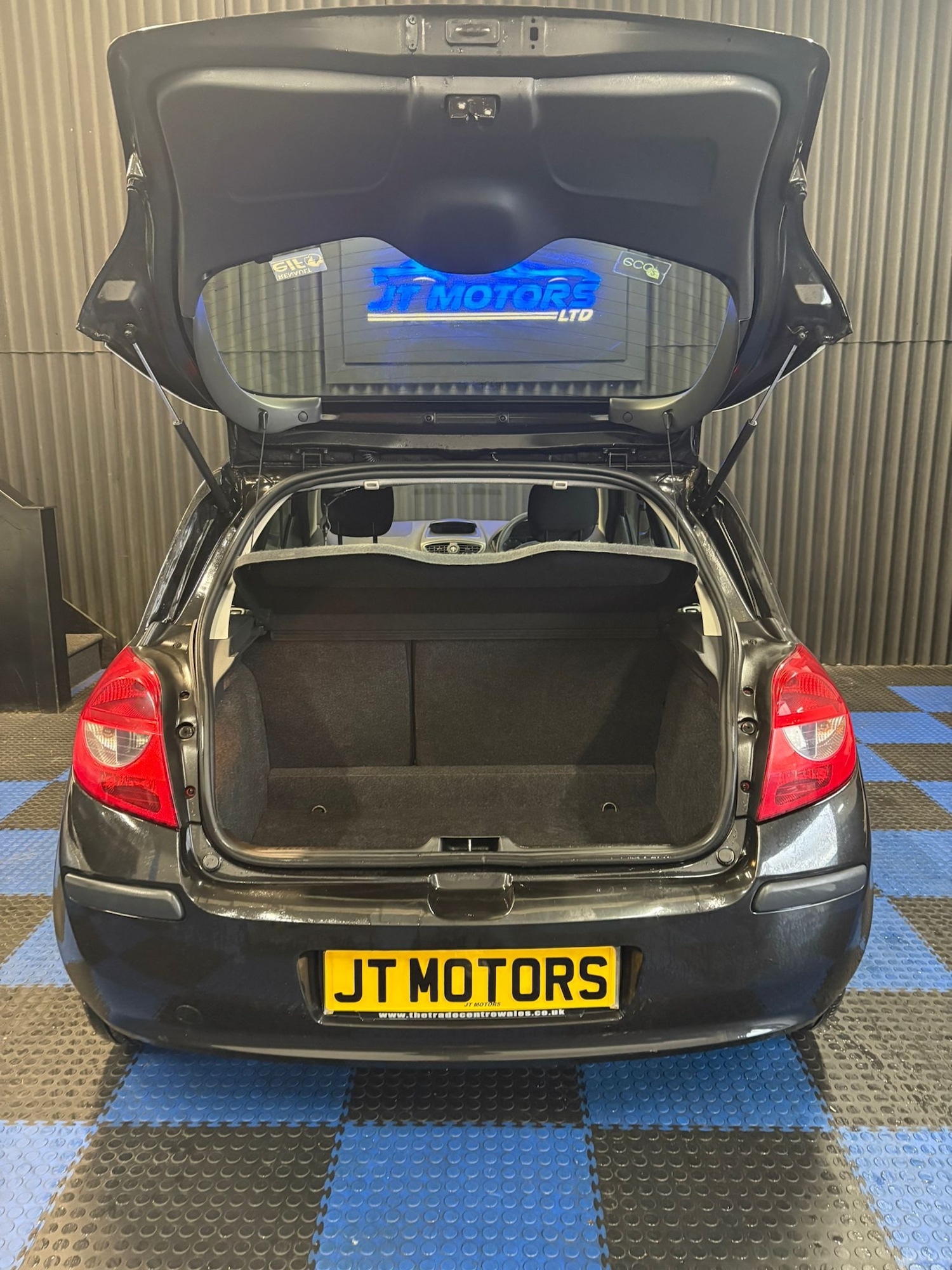 Used Renault Clio 2008 for sale - 77170627: Photo 19