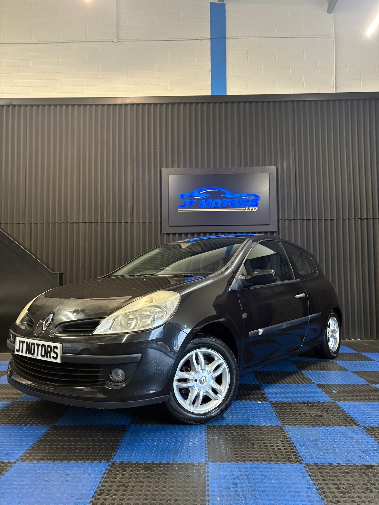 Used Renault Clio 2008 for sale - 77170627: Photo 3