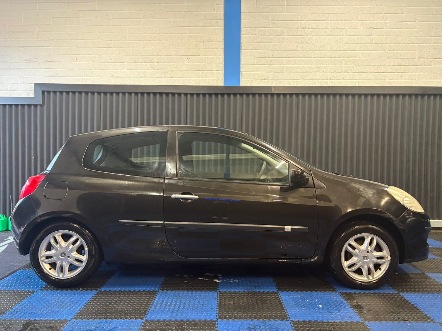 Used Renault Clio 2008 for sale - 77170627: Photo 5