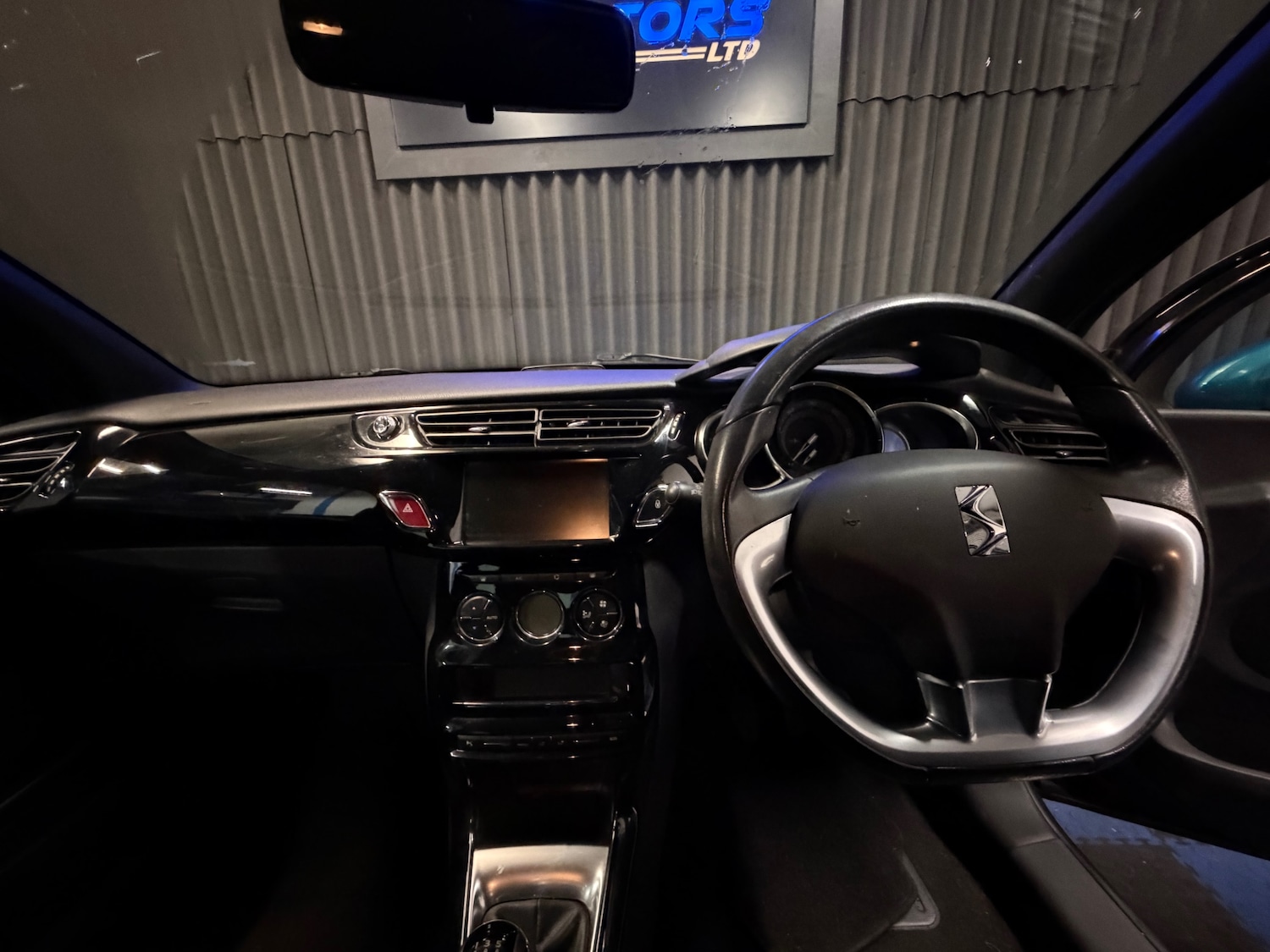 Used DS Automobiles DS 3 2016 for sale - 76923988: Photo 18