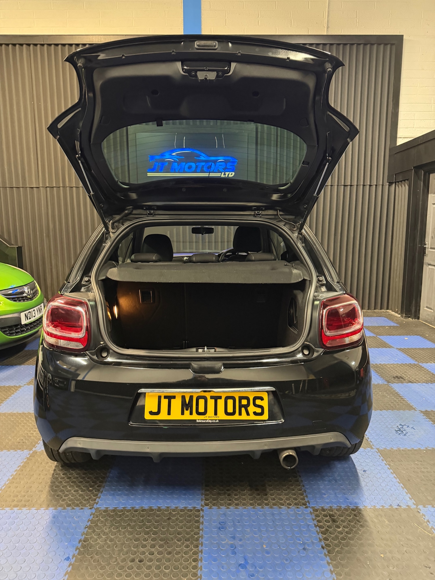 Used DS Automobiles DS 3 2016 for sale - 76923988: Photo 19