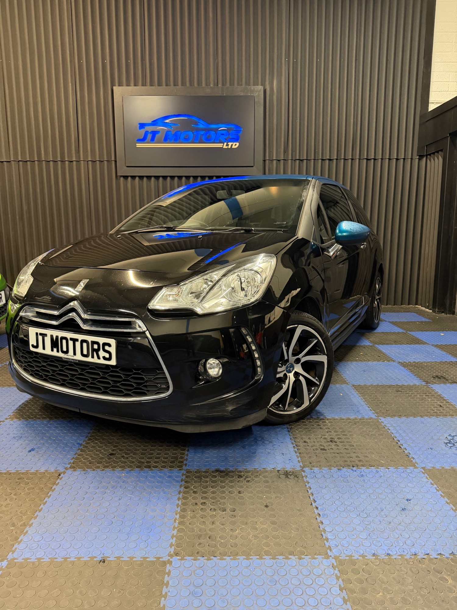Used DS Automobiles DS 3 2016 for sale - 76923988: Photo 3