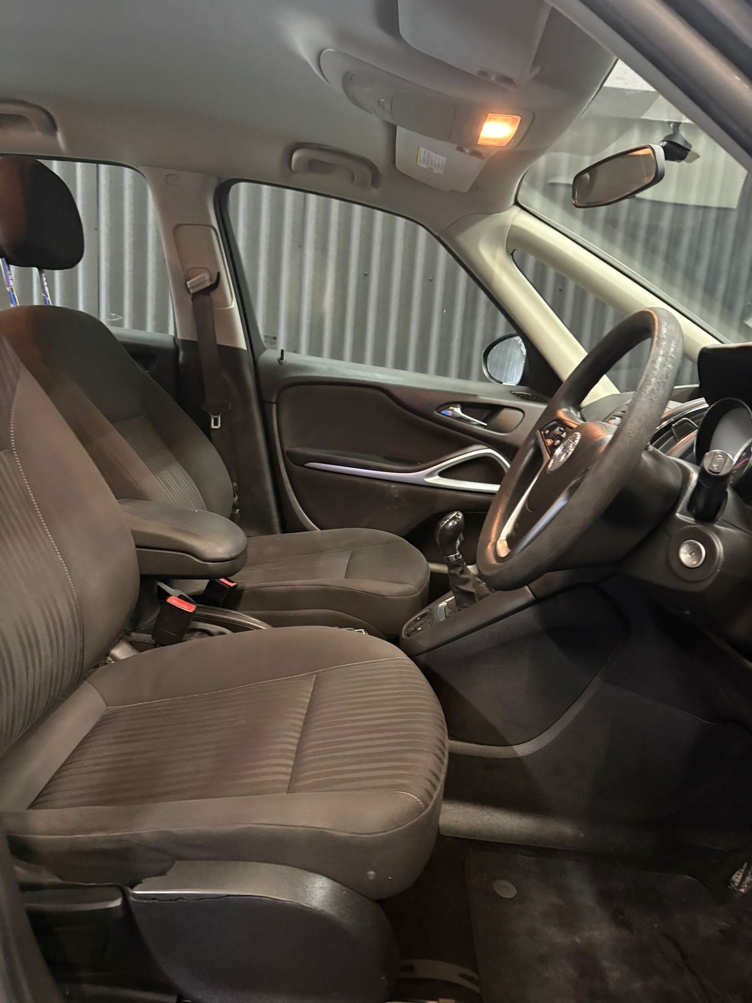 Used Vauxhall Zafira 2015 for sale - 77462288: Photo 10