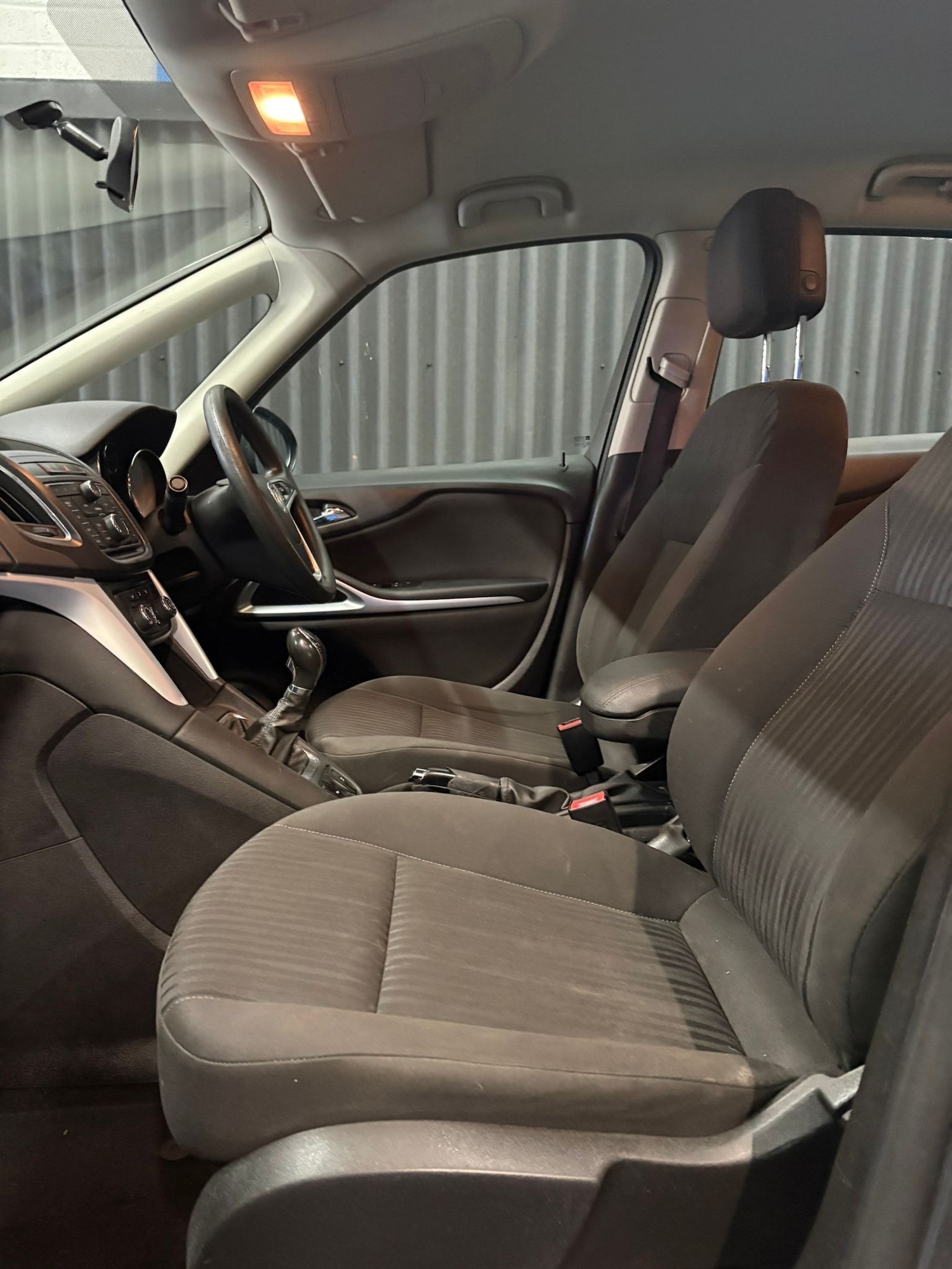 Used Vauxhall Zafira 2015 for sale - 77462288: Photo 13