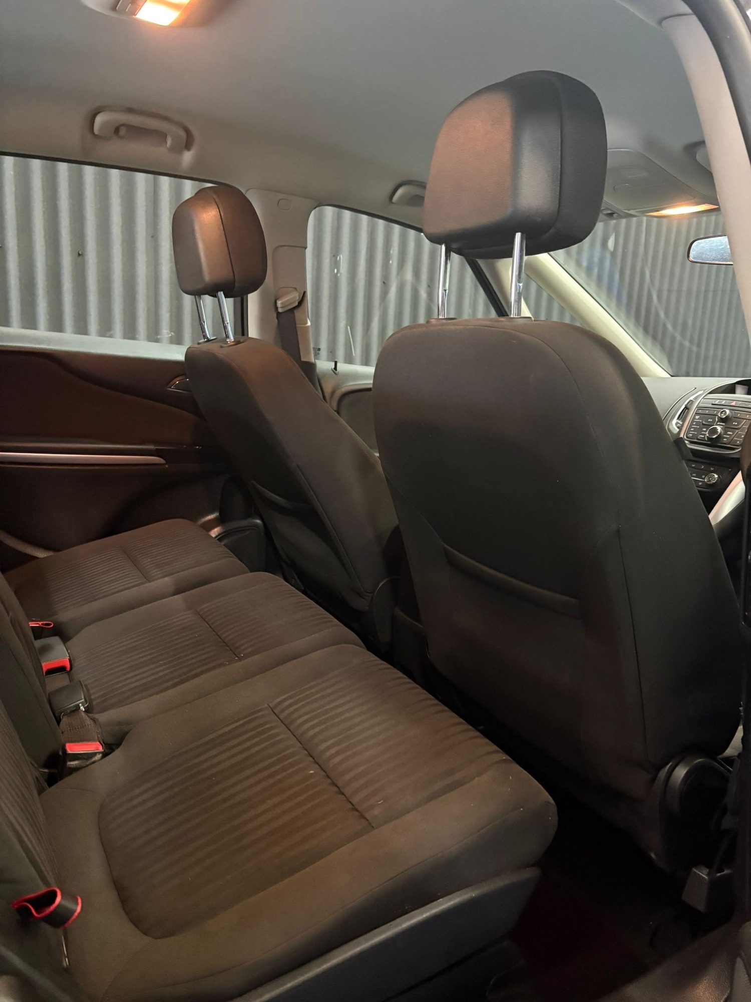 Used Vauxhall Zafira 2015 for sale - 77462288: Photo 15