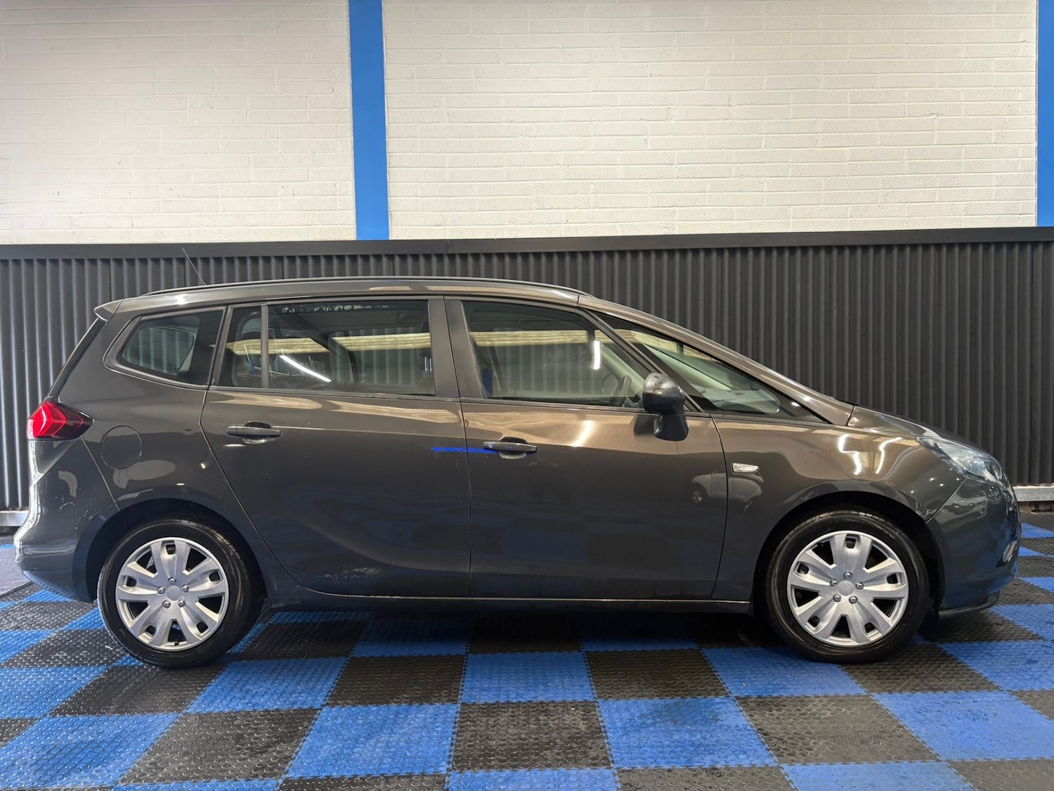 Used Vauxhall Zafira 2015 for sale - 77462288: Photo 4