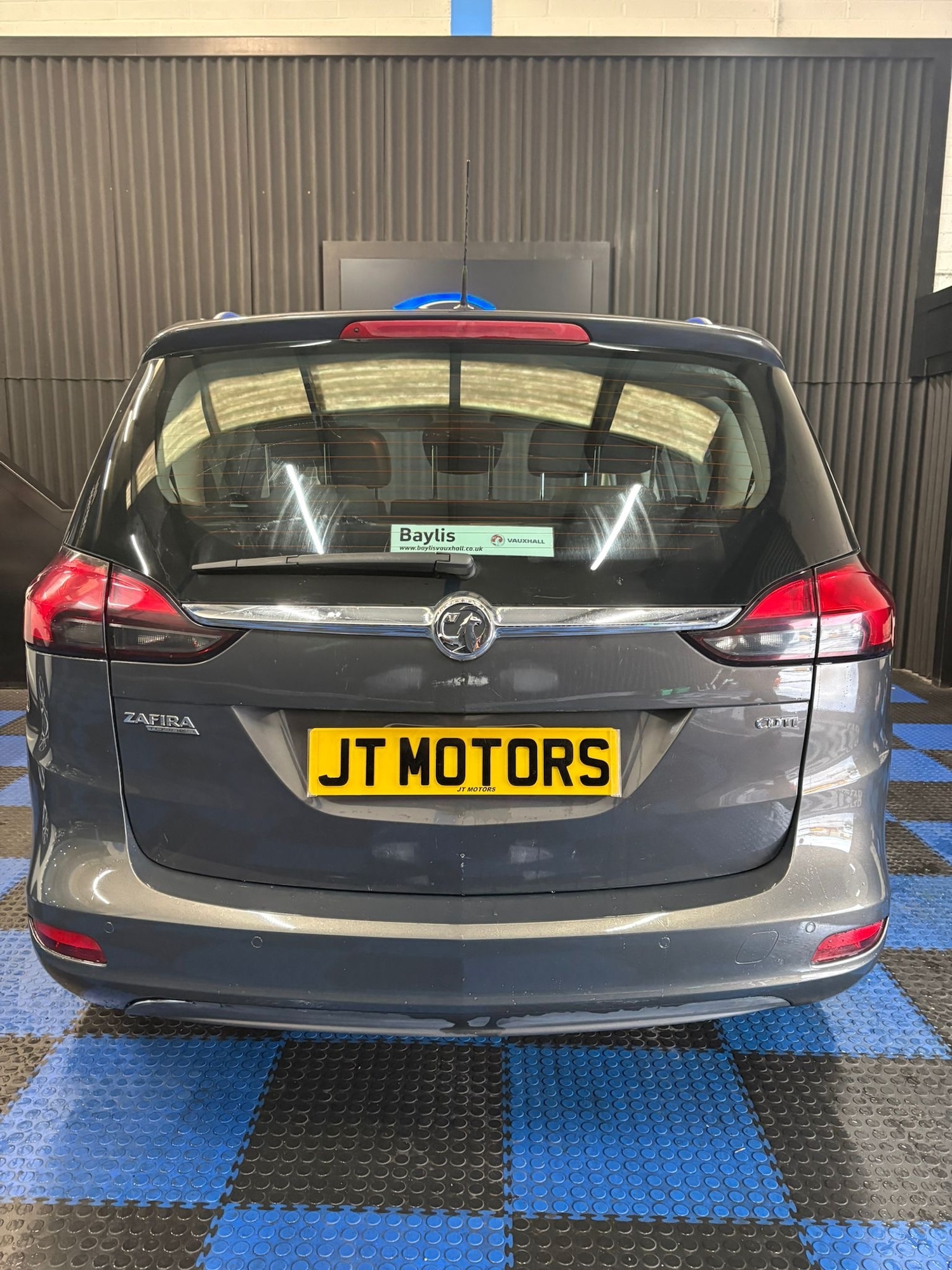 Used Vauxhall Zafira 2015 for sale - 77462288: Photo 8