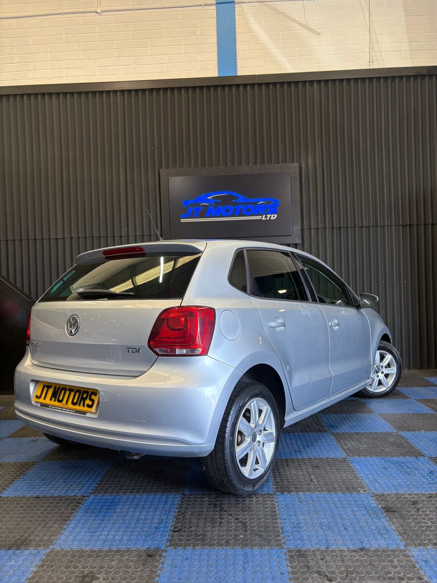 Used Volkswagen Polo 2011 for sale - 78167949: Photo 6