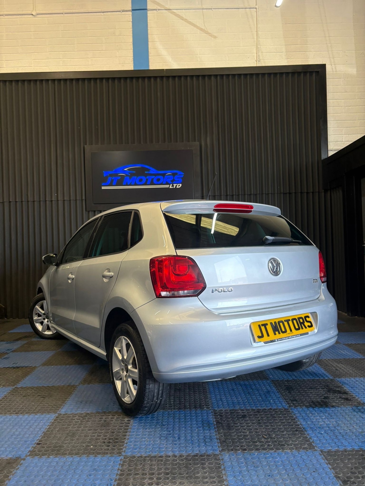 Used Volkswagen Polo 2011 for sale - 78167949: Photo 8