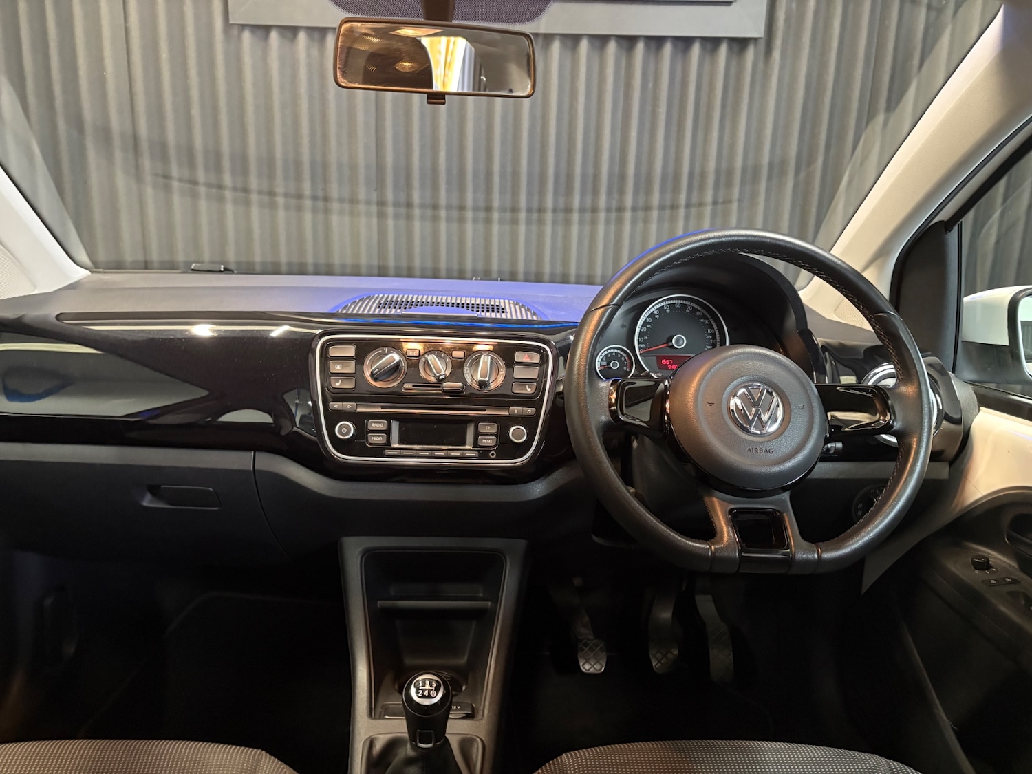 Used Volkswagen up! 2014 for sale - 76404524: Photo 20