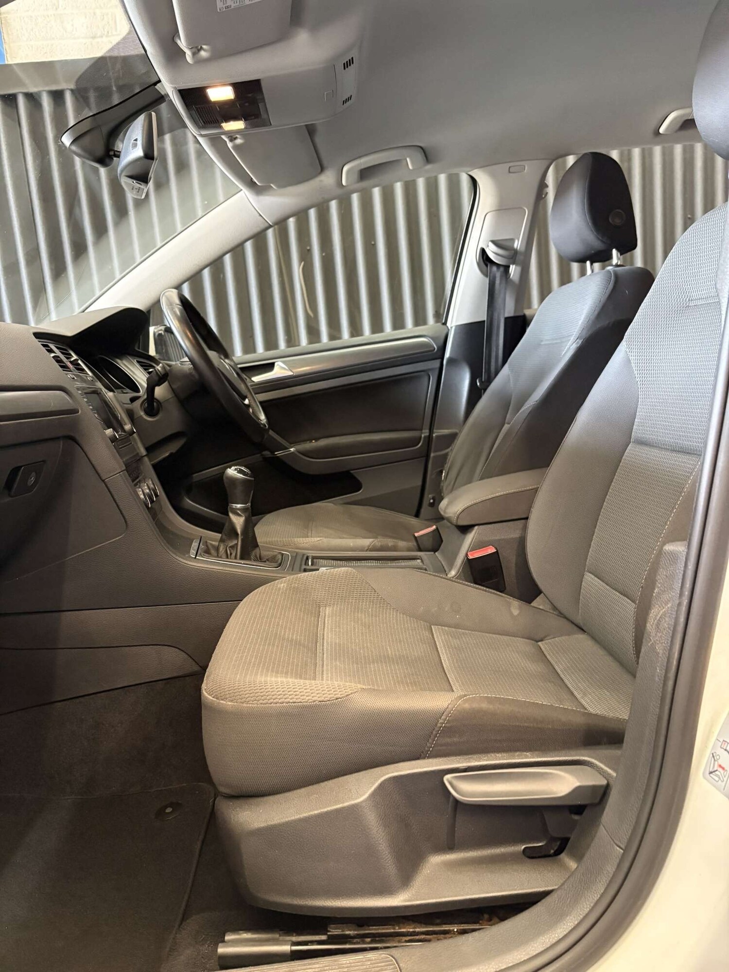 Used Volkswagen Golf 2013 for sale - 77962490: Photo 12