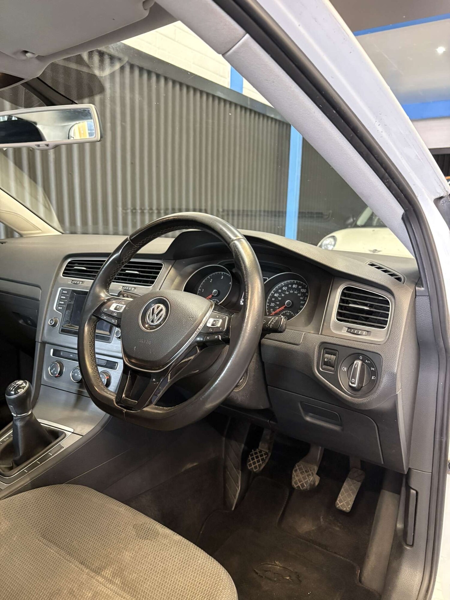 Used Volkswagen Golf 2013 for sale - 77962490: Photo 9