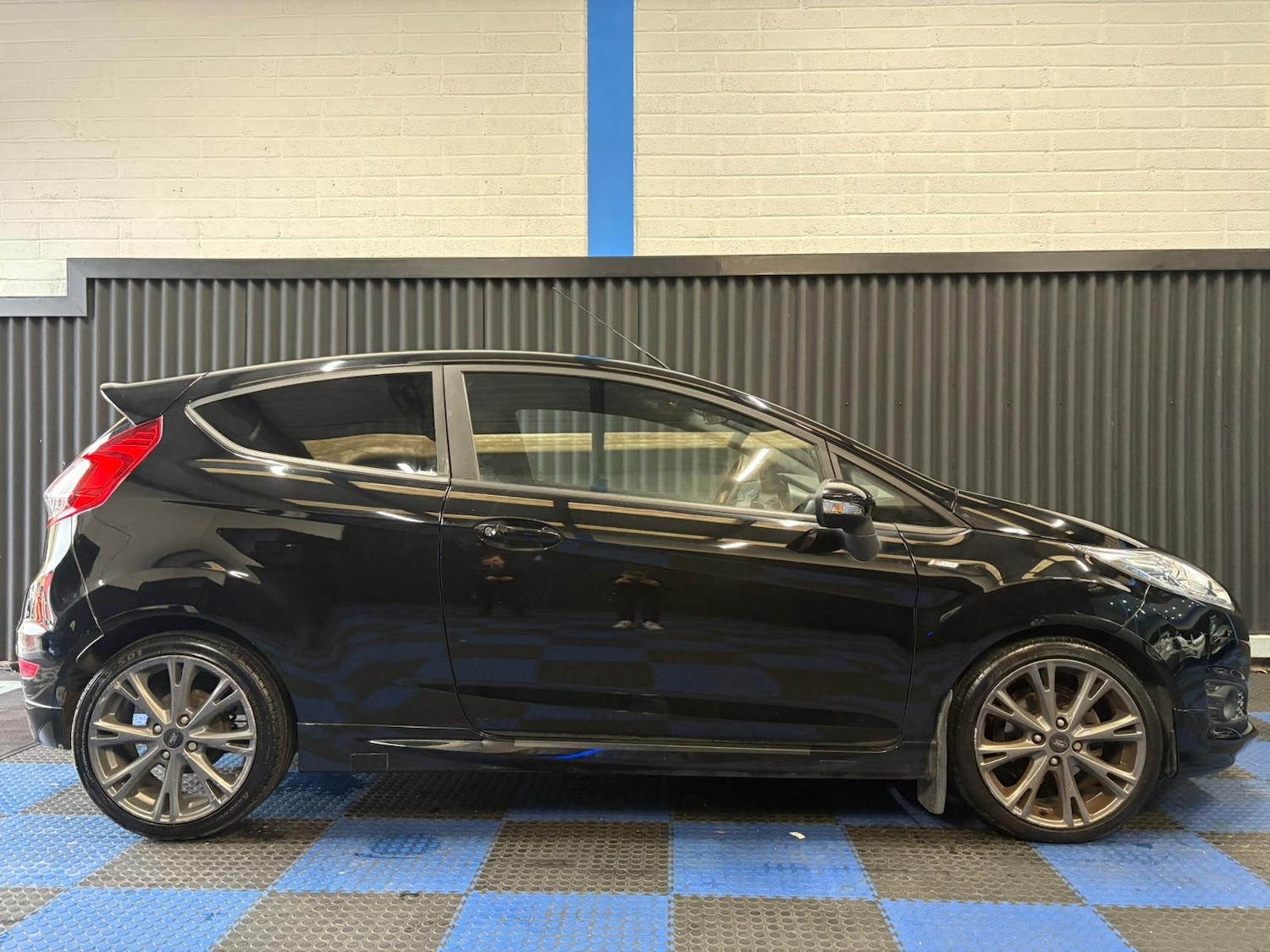 Used Ford Fiesta 2017 for sale - 76426326: Photo 5