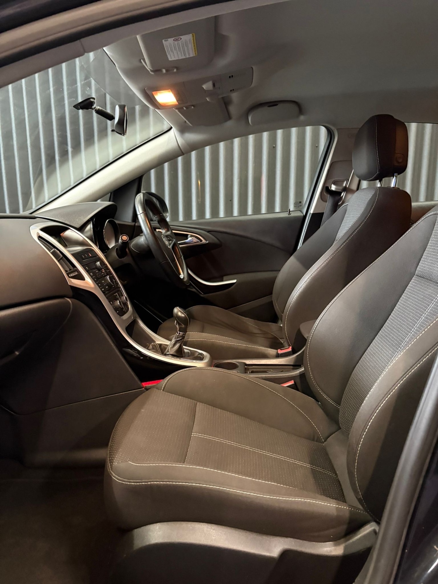 Used Vauxhall Astra 2012 for sale - 76559590: Photo 12