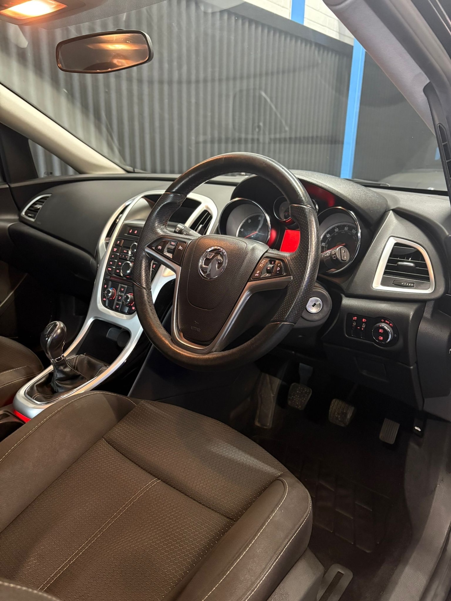 Used Vauxhall Astra 2012 for sale - 76559590: Photo 9