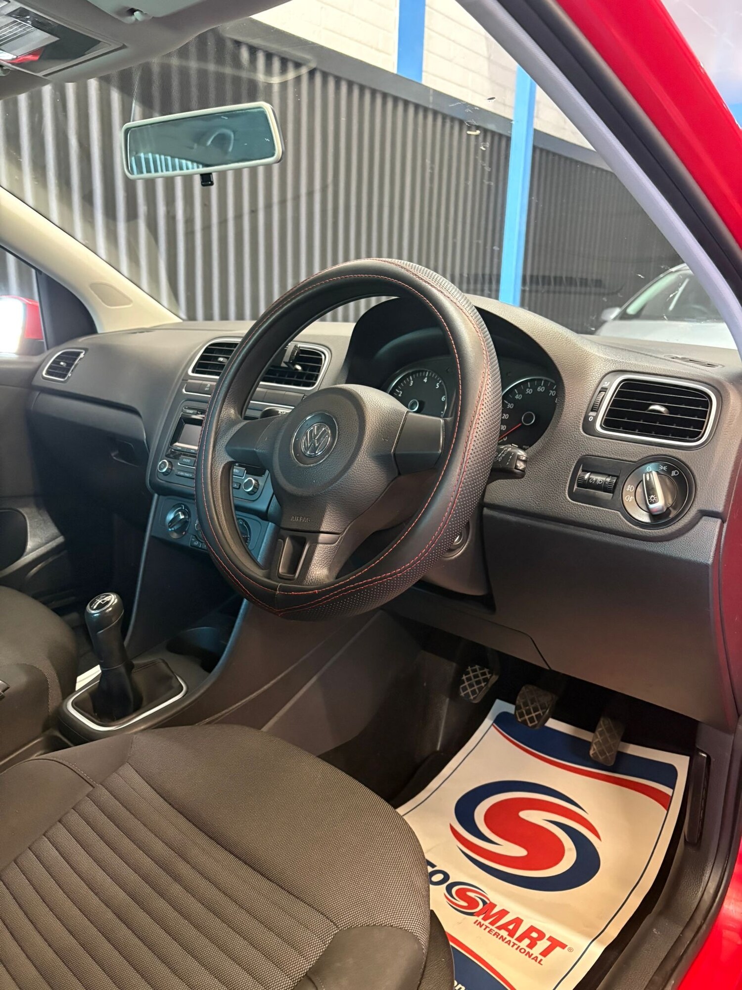 Used Volkswagen Polo 2012 for sale - 78167839: Photo 9