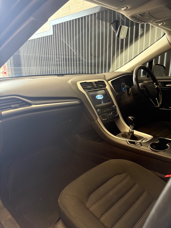Used Ford Mondeo 2017 for sale - 76115281: Photo 14