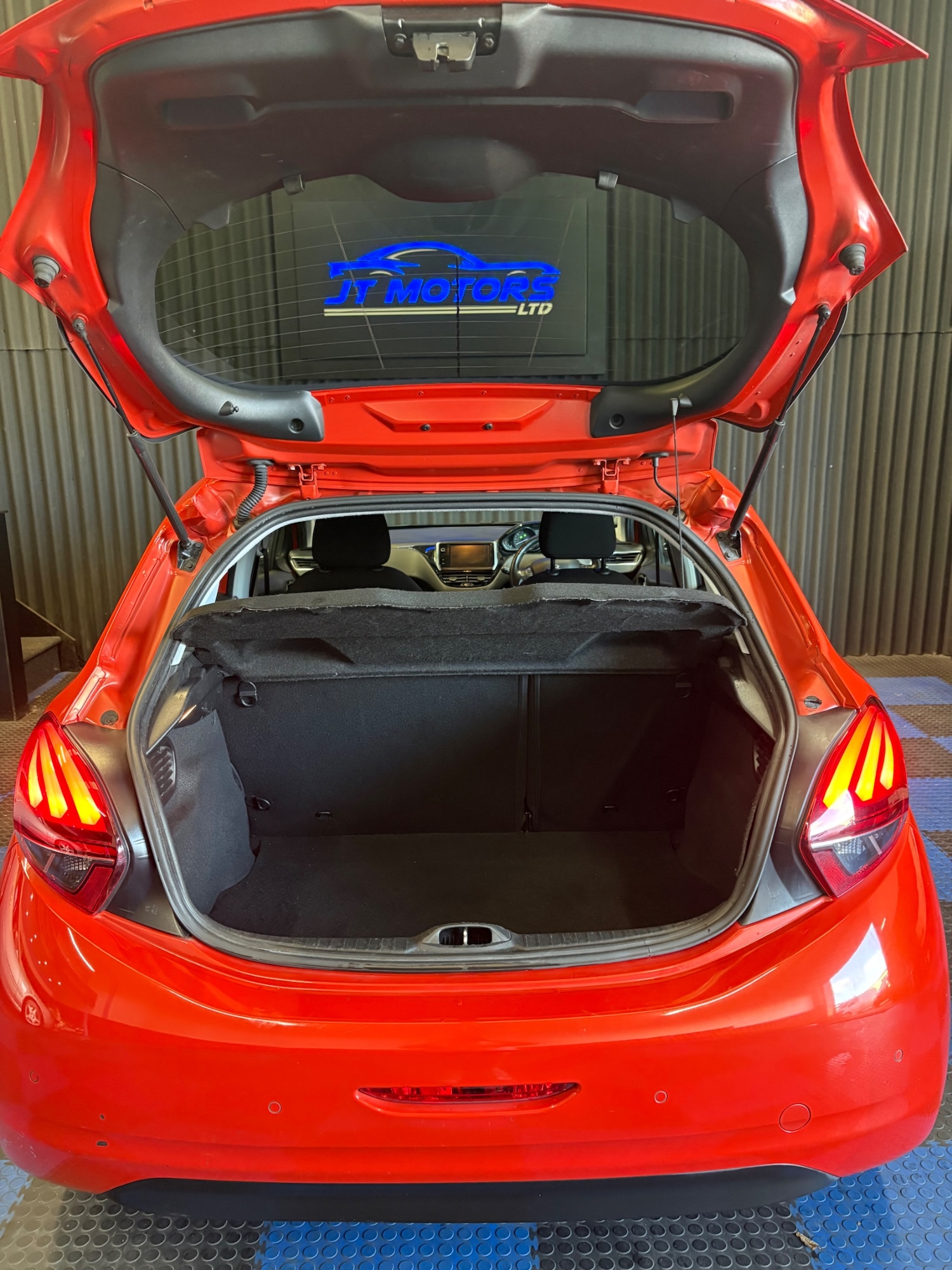 Vehicle 21