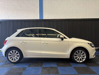 Used Audi A1 2013 for sale - 77729840: Photo