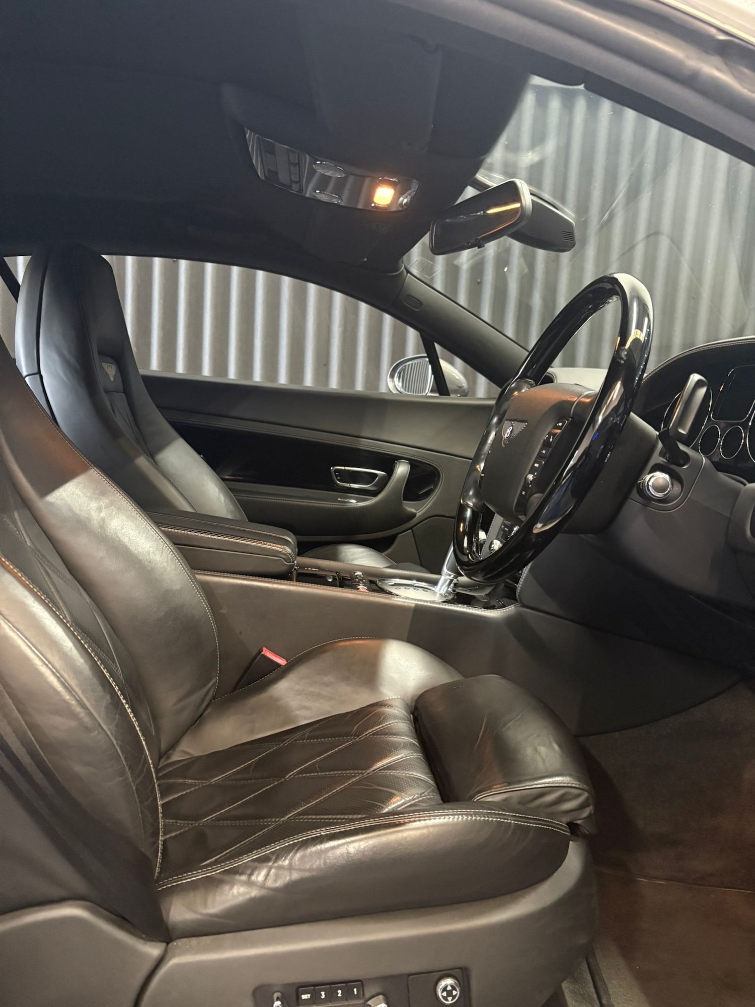 Used Bentley Continental 2008 for sale - 76568693: Photo 10