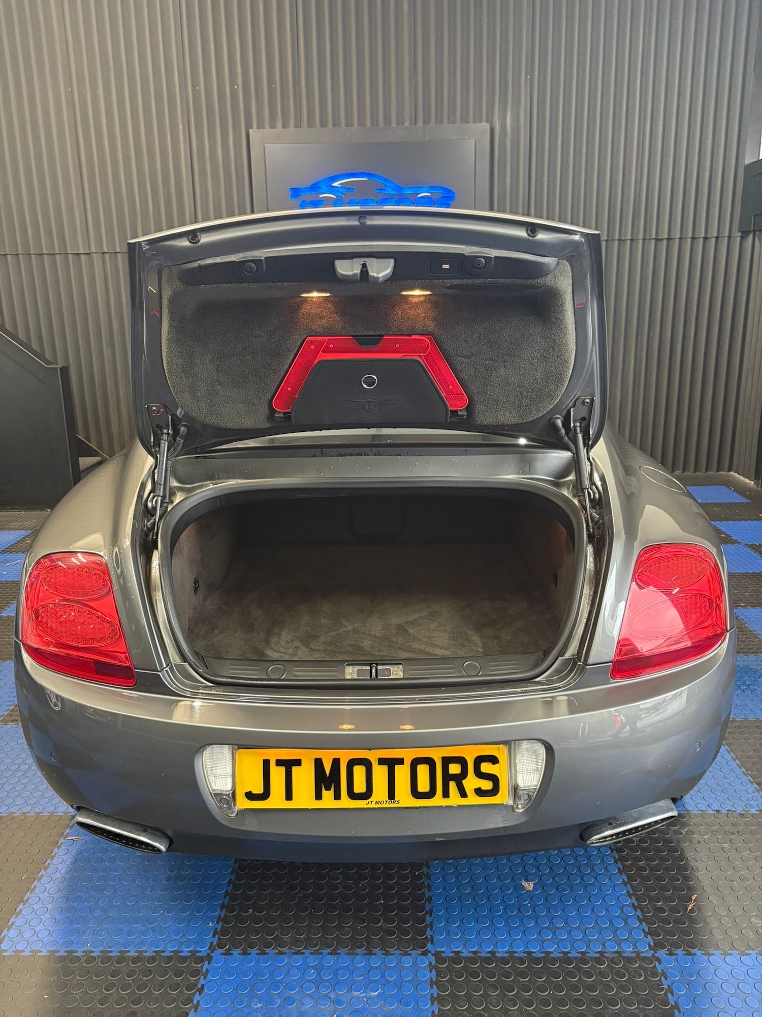 Used Bentley Continental 2008 for sale - 76568693: Photo 23