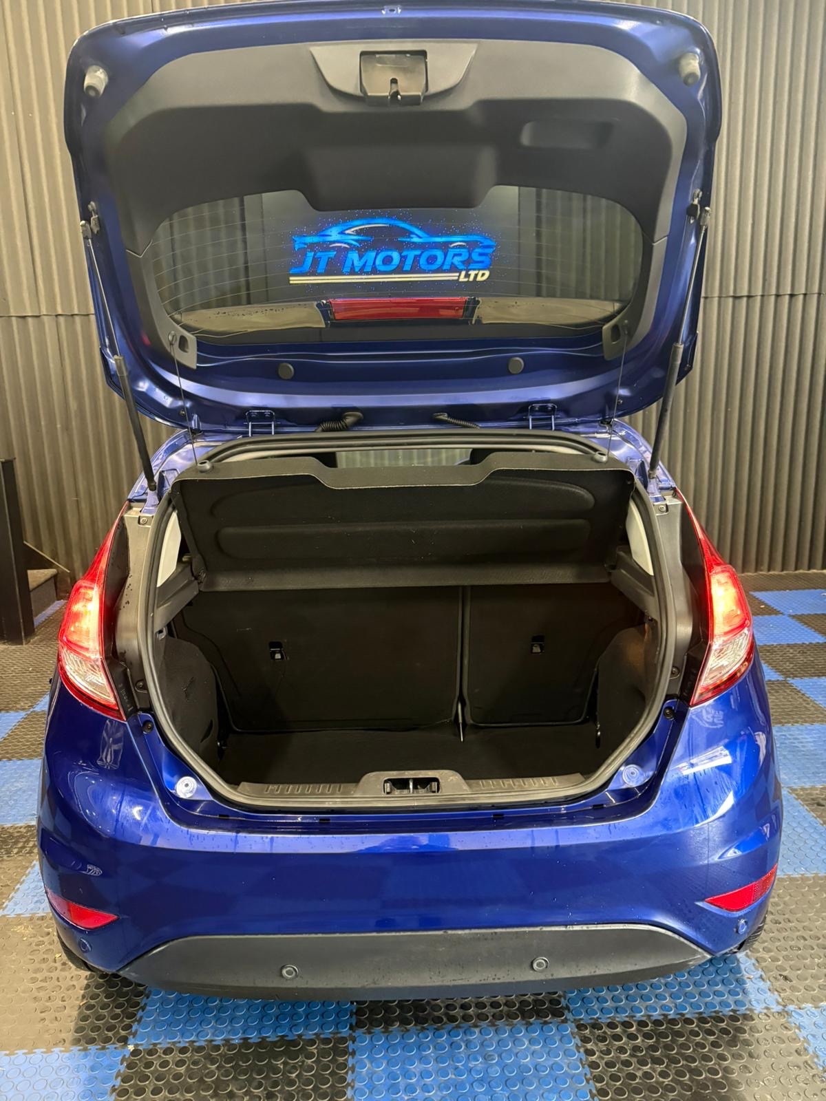 Used Ford Fiesta 2015 for sale - 77508245: Photo 24