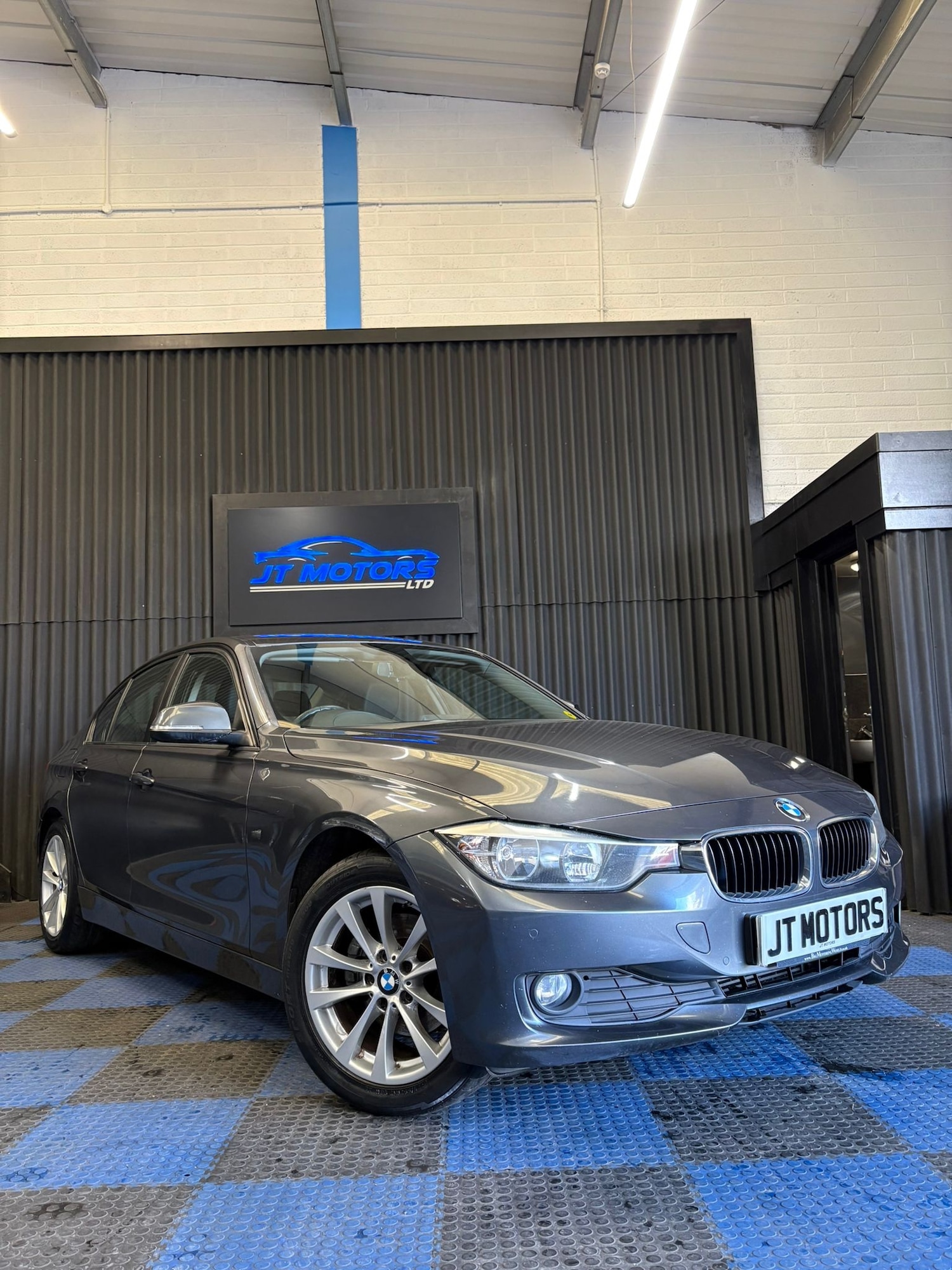 Used BMW 3 Series 2014 for sale - 78010900: Photo 1