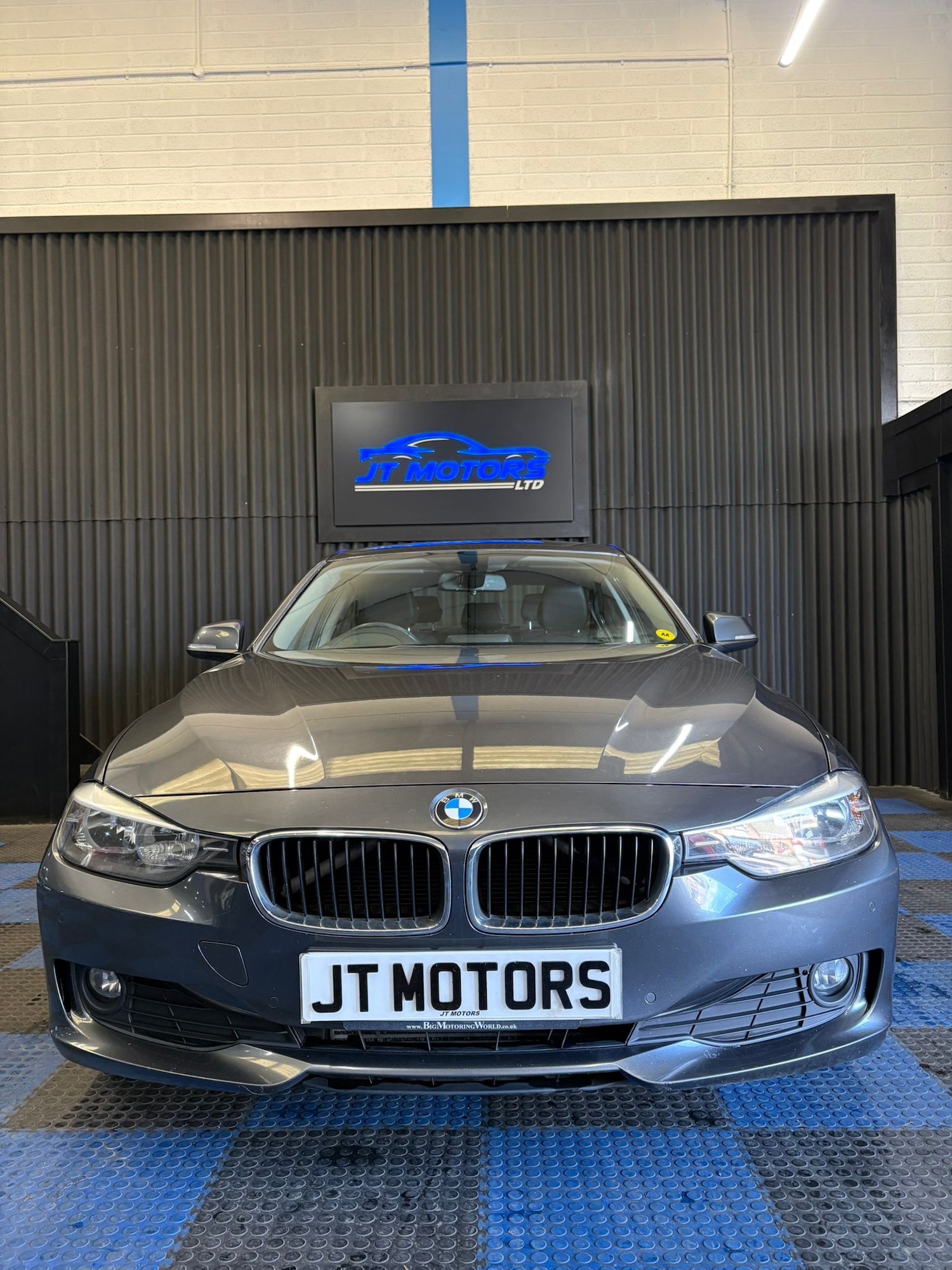 Used BMW 3 Series 2014 for sale - 78010900: Photo 2