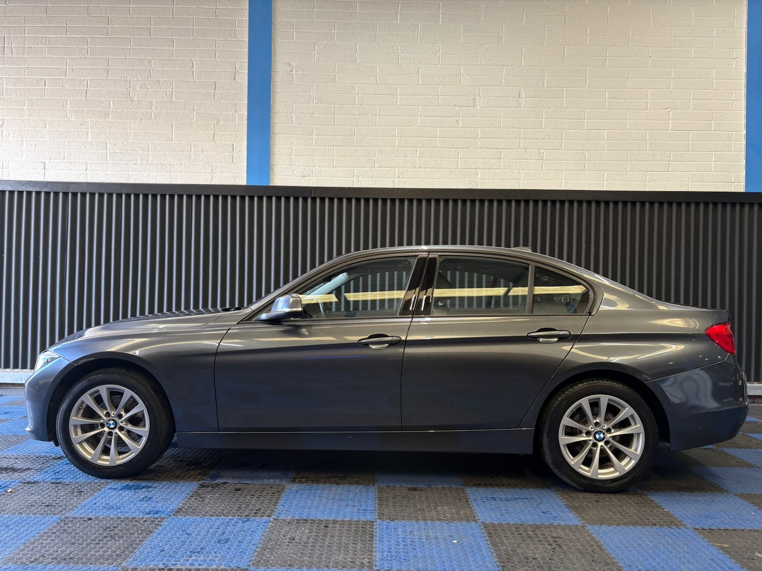 Used BMW 3 Series 2014 for sale - 78010900: Photo 5