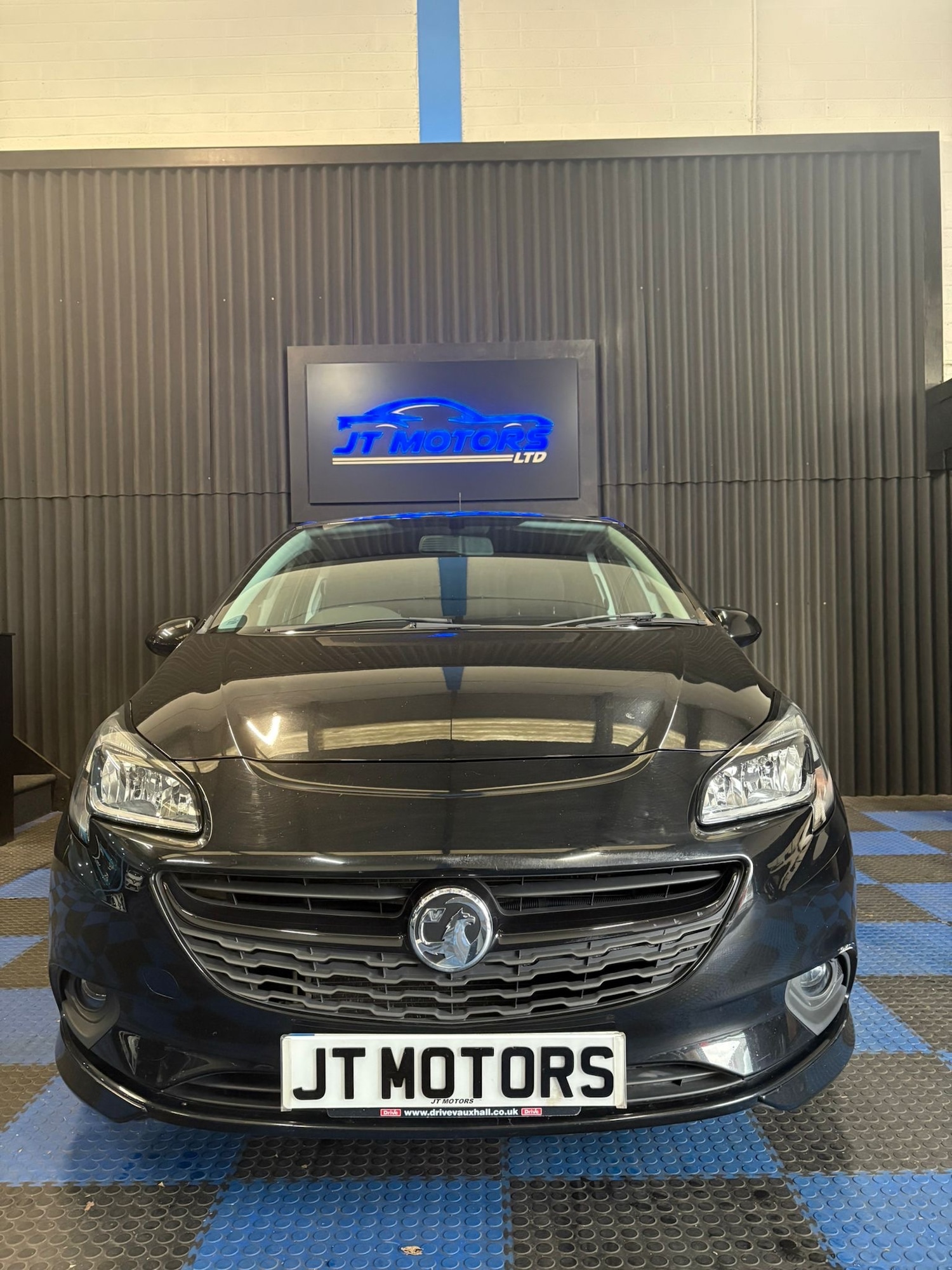 Used Vauxhall Corsa 2017 for sale - 77119540: Photo 2