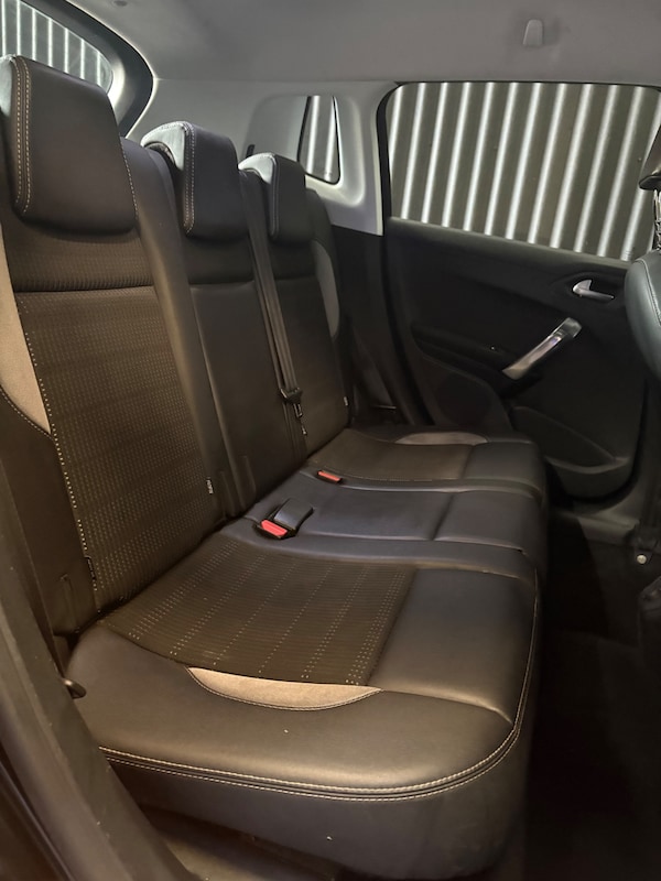 Used Peugeot 2008 2015 for sale - 75997221: Photo 13