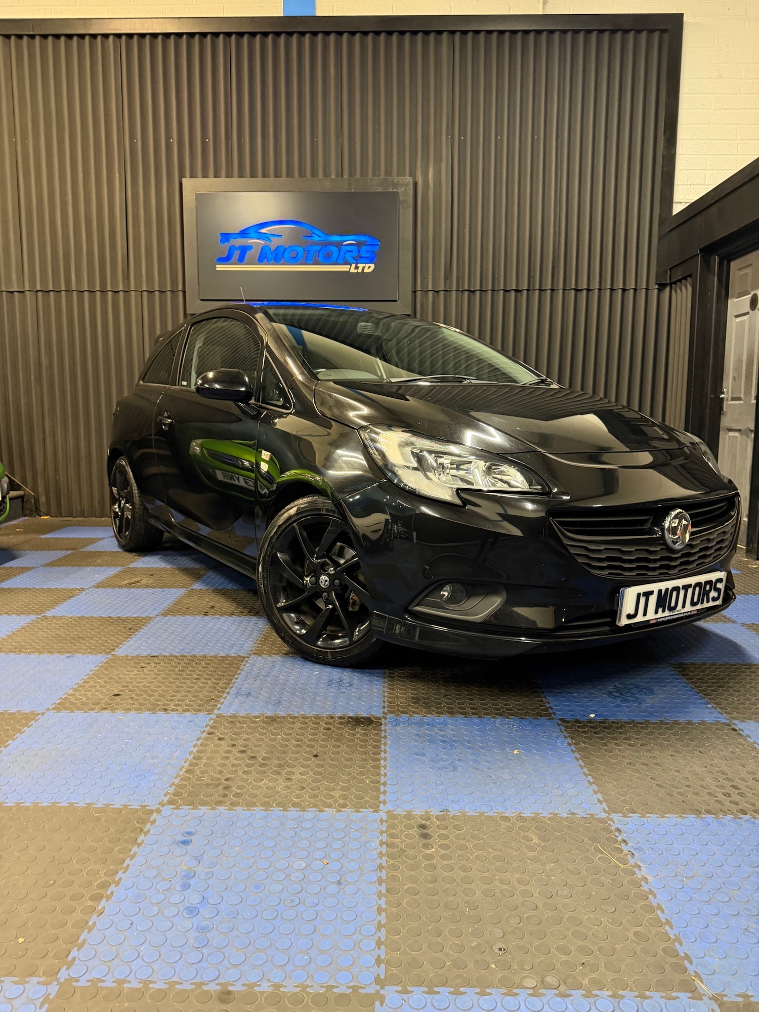 Used Vauxhall Corsa 2017 for sale - 76923809: Photo 1