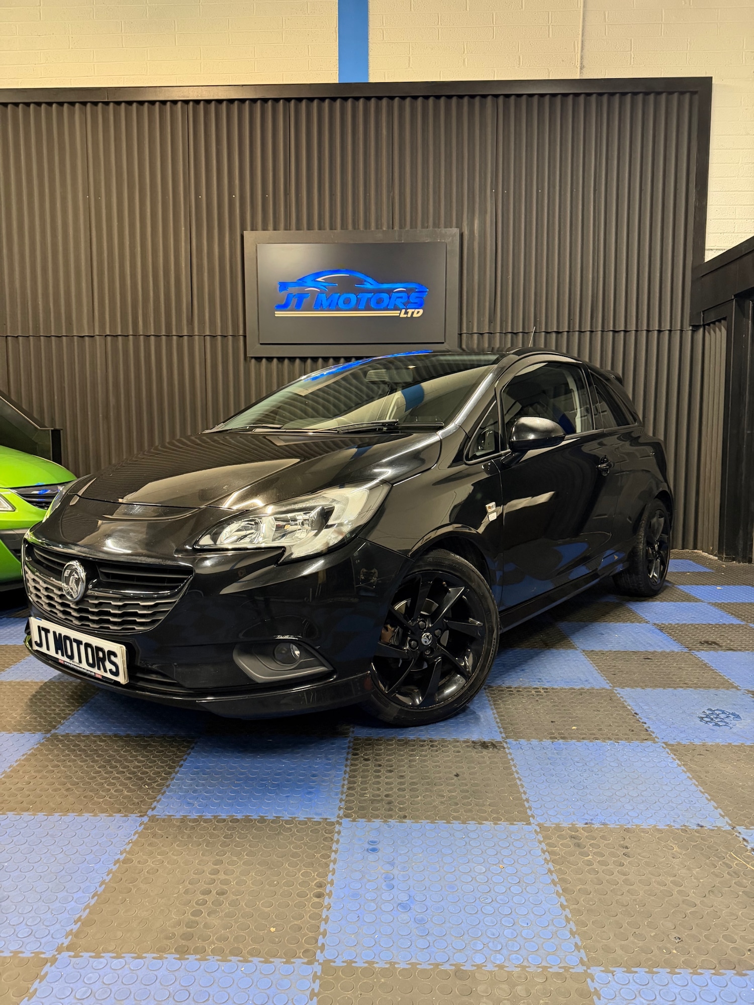 Used Vauxhall Corsa 2017 for sale - 76923809: Photo 3