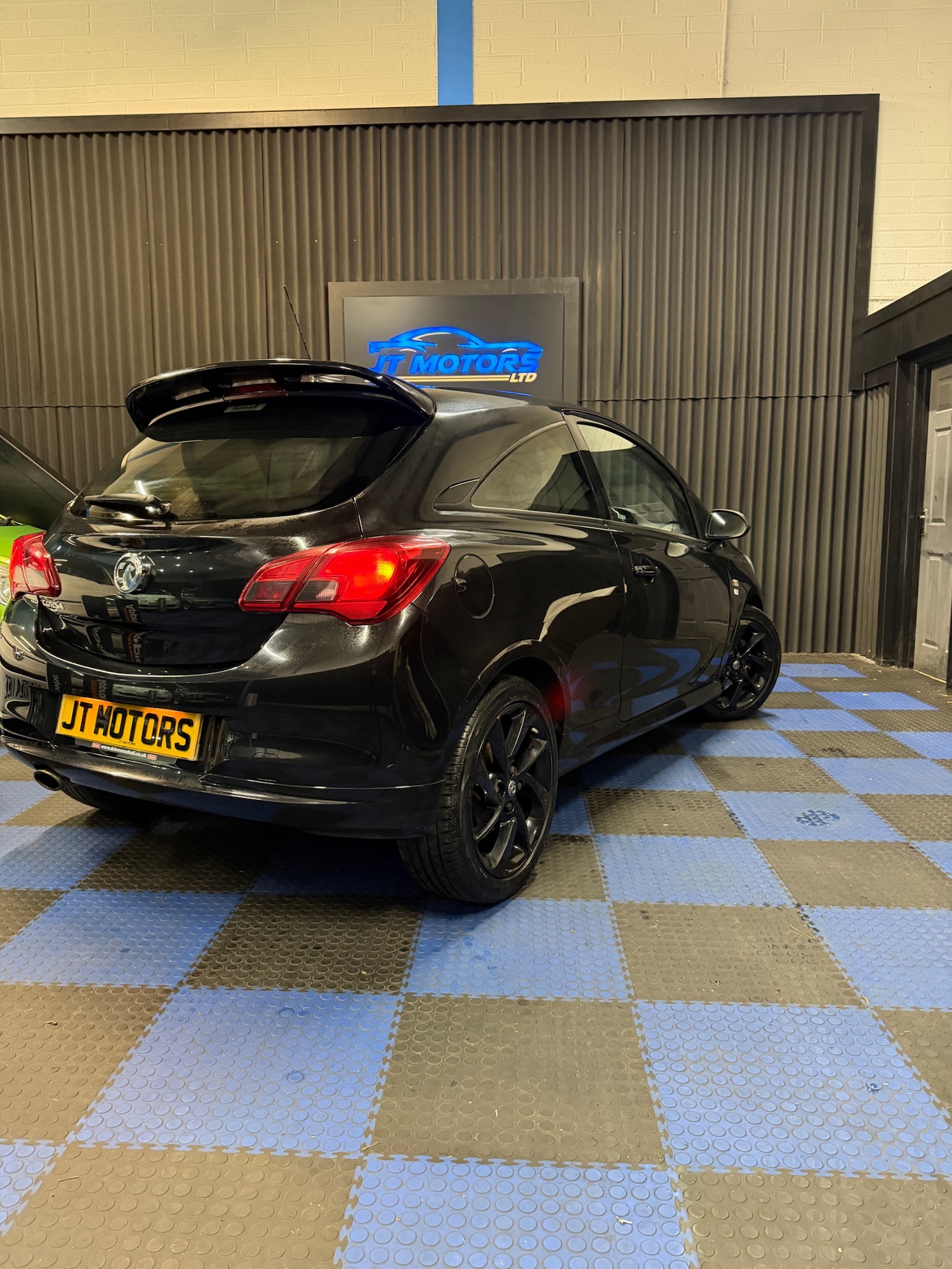 Used Vauxhall Corsa 2017 for sale - 76923809: Photo 6