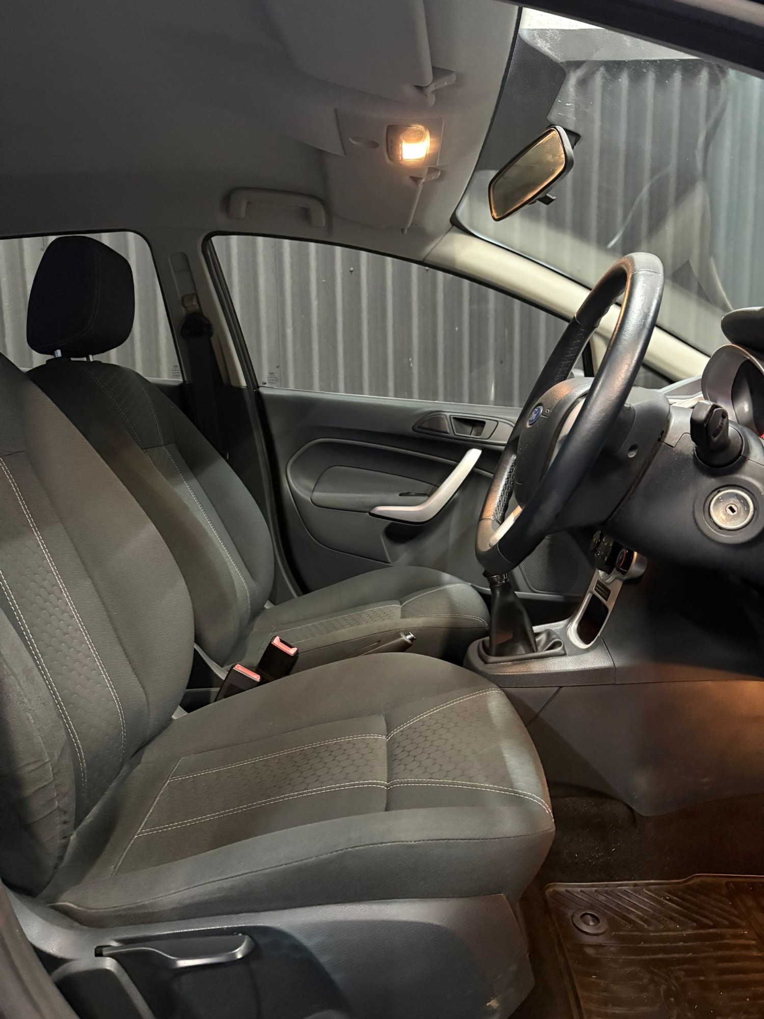 Used Ford Fiesta 2010 for sale - 76740951: Photo 11