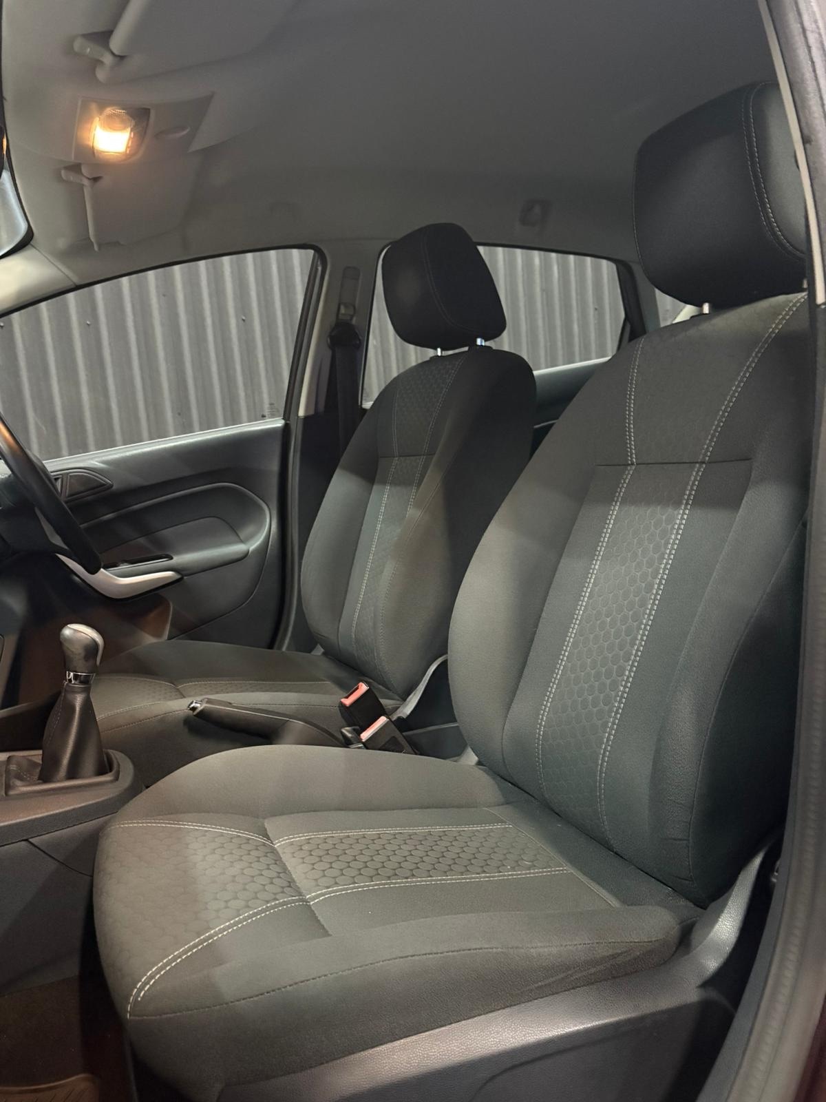 Used Ford Fiesta 2010 for sale - 76740951: Photo 13