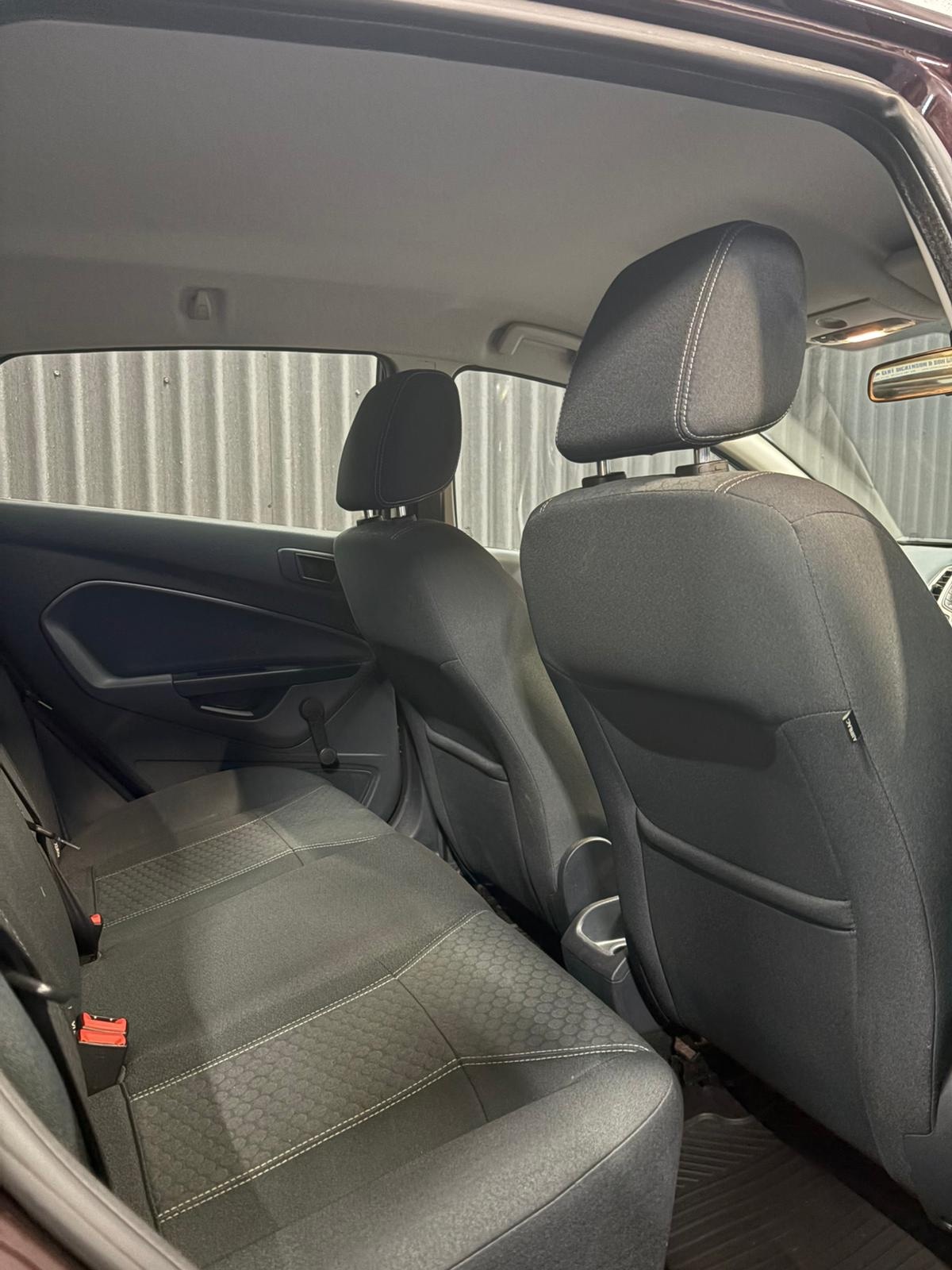 Used Ford Fiesta 2010 for sale - 76740951: Photo 17