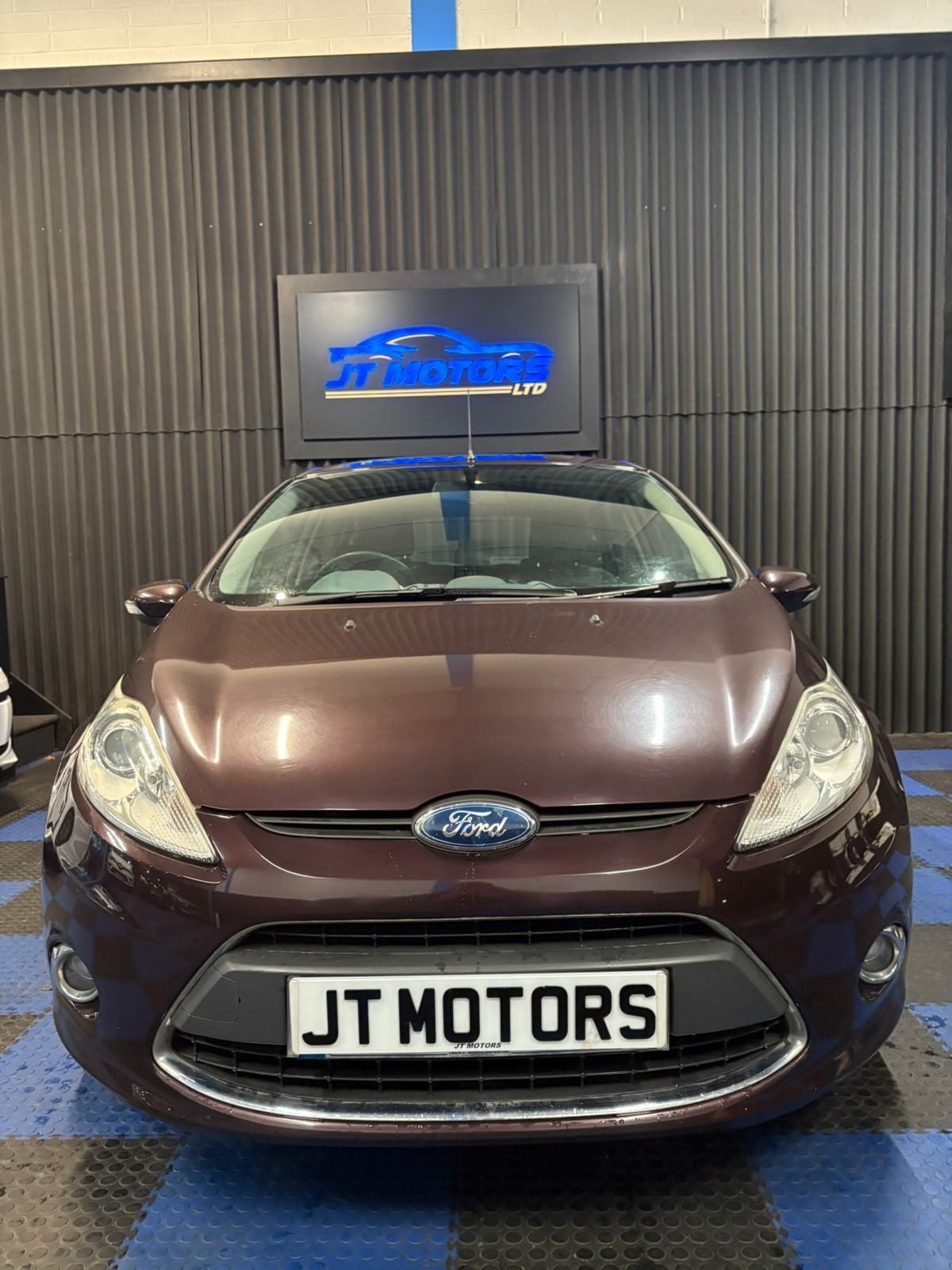 Used Ford Fiesta 2010 for sale - 76740951: Photo 2