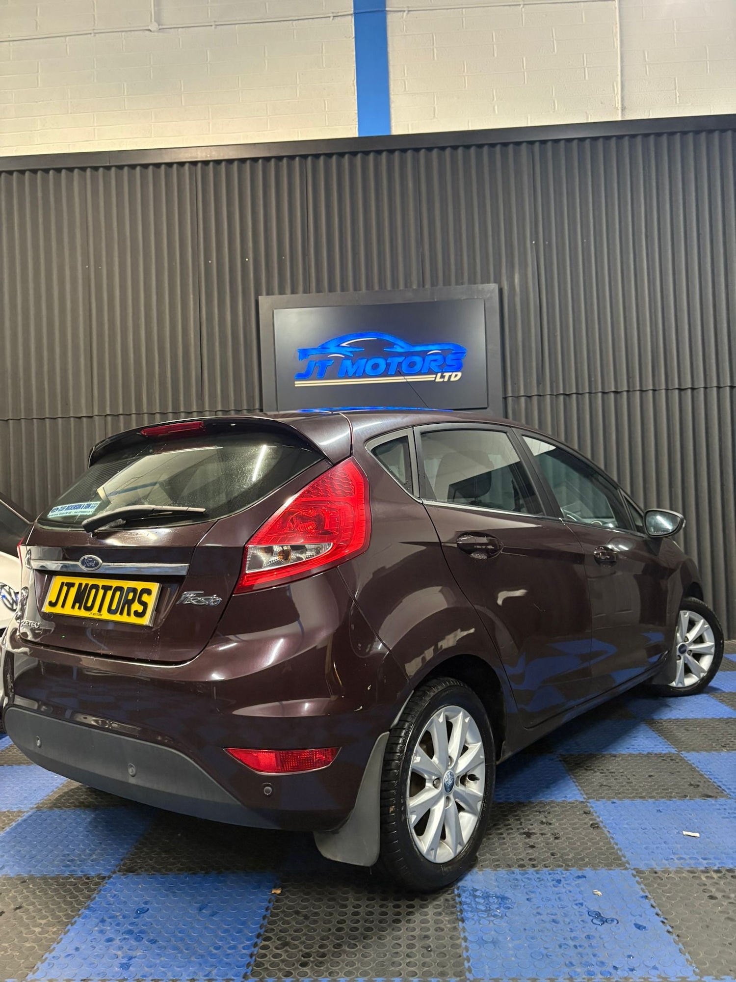 Used Ford Fiesta 2010 for sale - 76740951: Photo 8