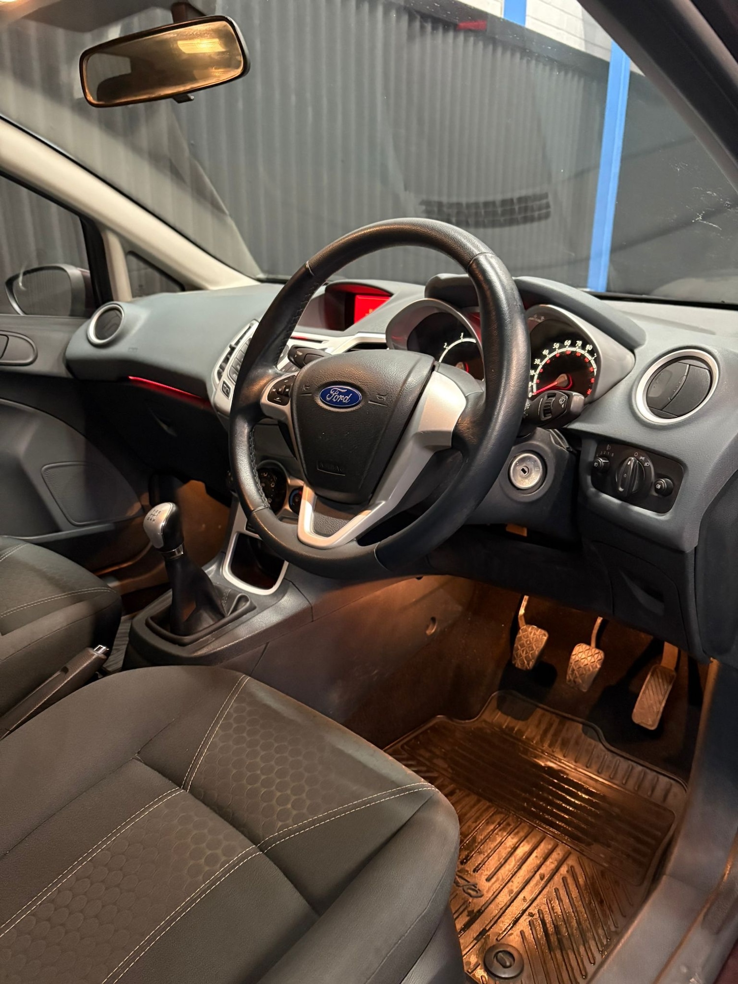 Used Ford Fiesta 2010 for sale - 76740951: Photo 9