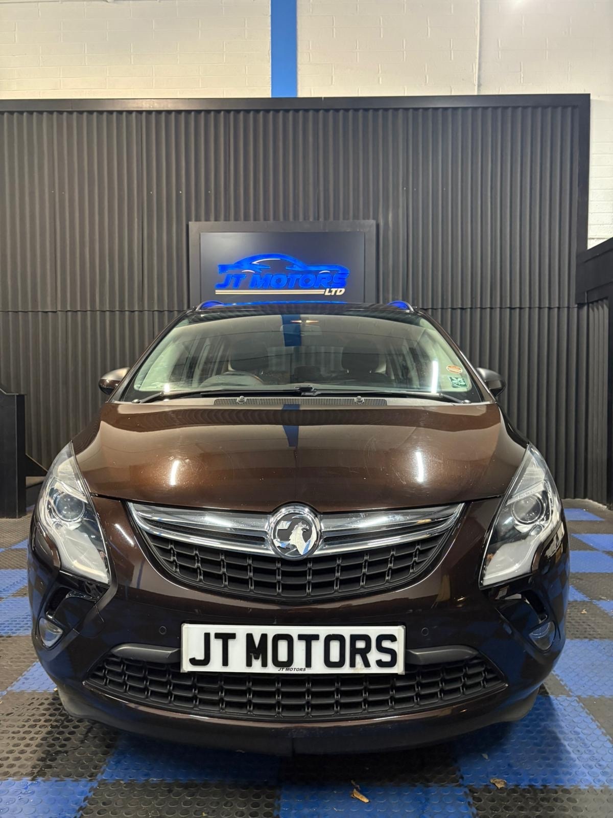 Used Vauxhall Zafira 2014 for sale - 76656311: Photo 2