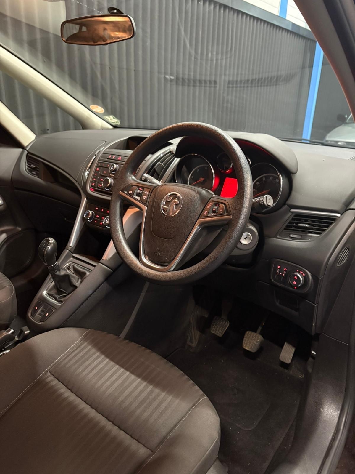 Used Vauxhall Zafira 2014 for sale - 76656311: Photo 8