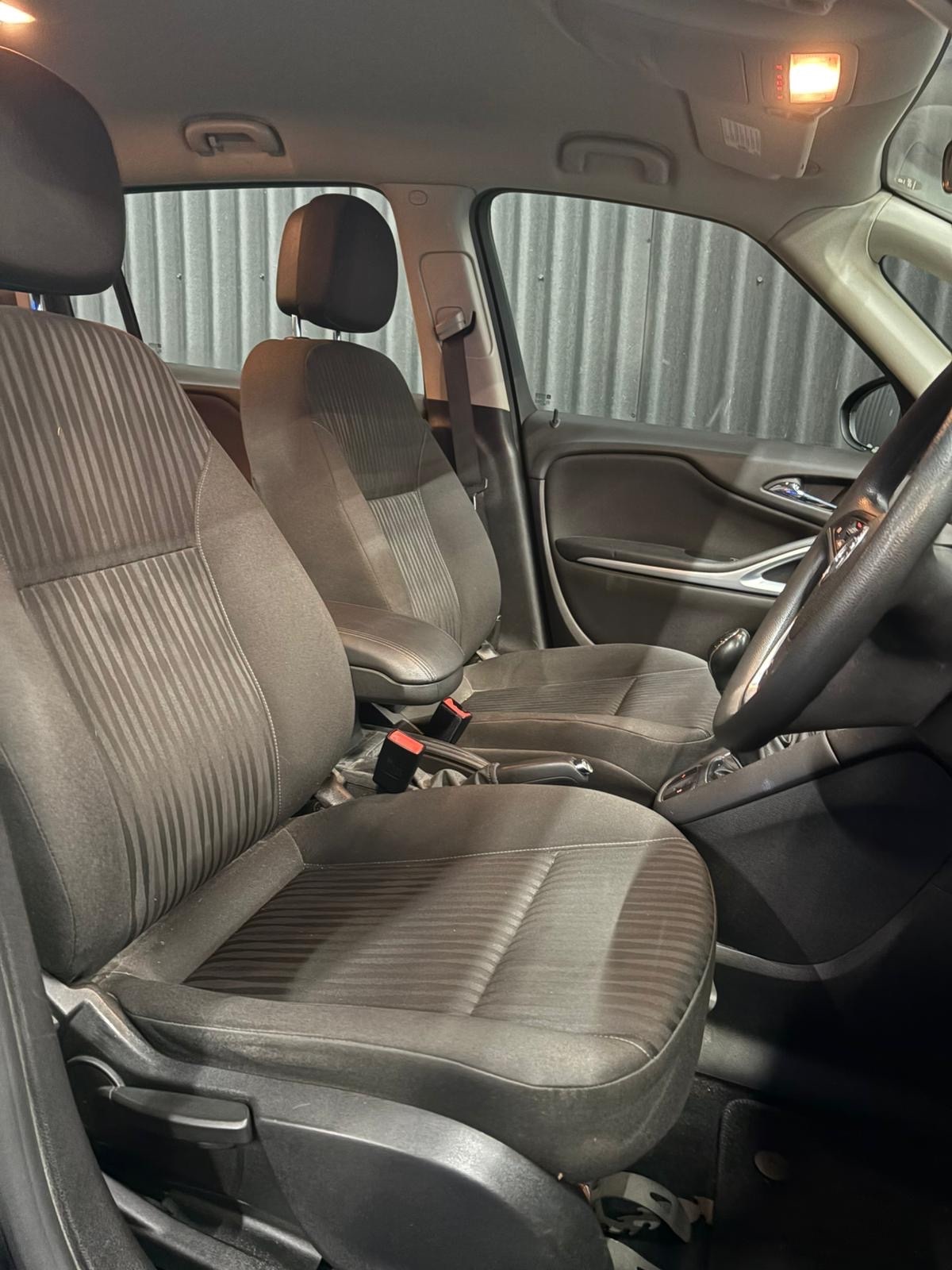 Used Vauxhall Zafira 2014 for sale - 76656311: Photo 9