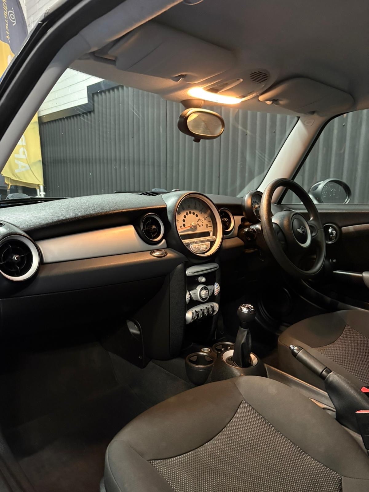 Used MINI Hatch 2009 for sale - 76559610: Photo 13