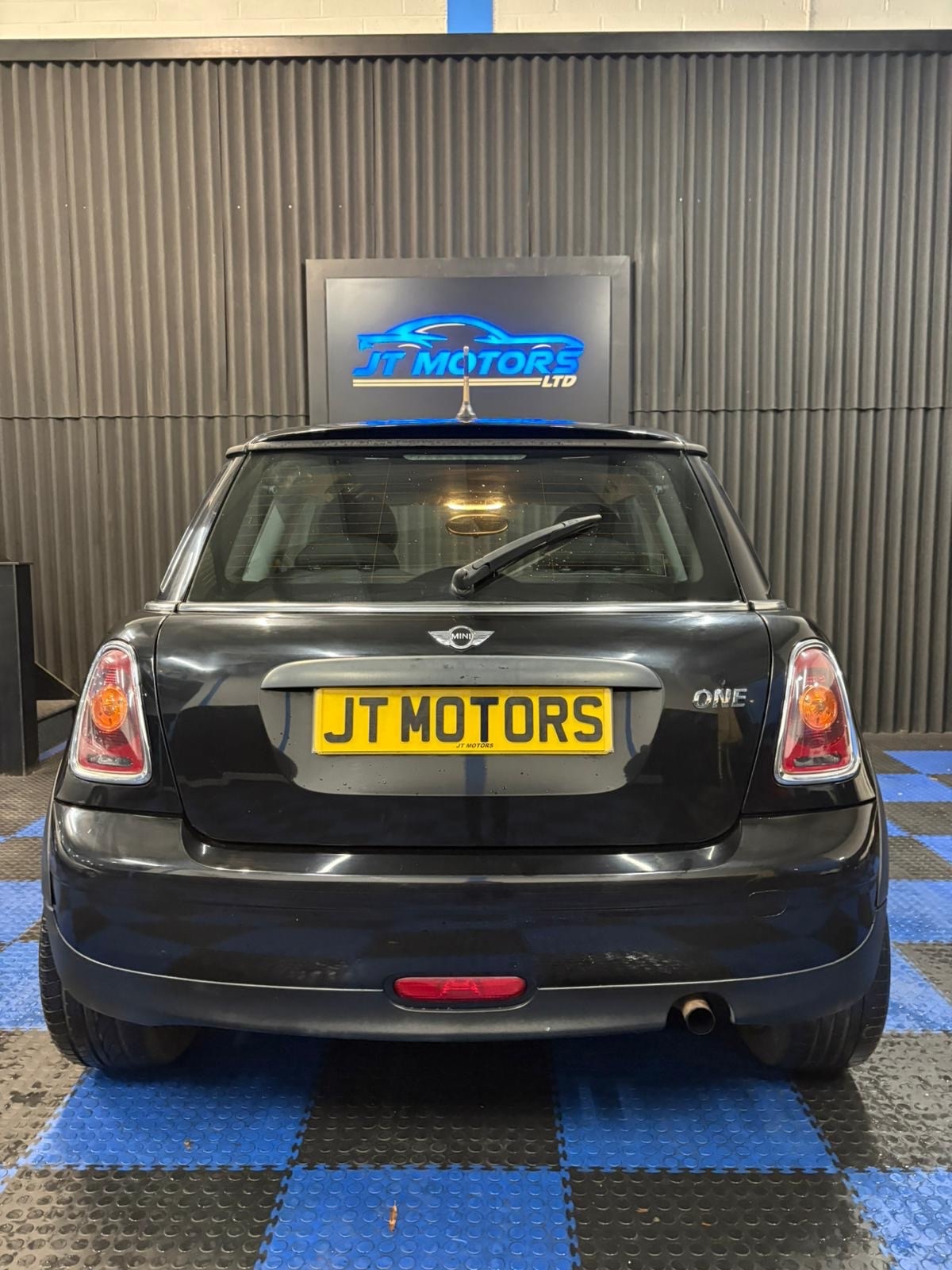 Used MINI Hatch 2009 for sale - 76559610: Photo 6